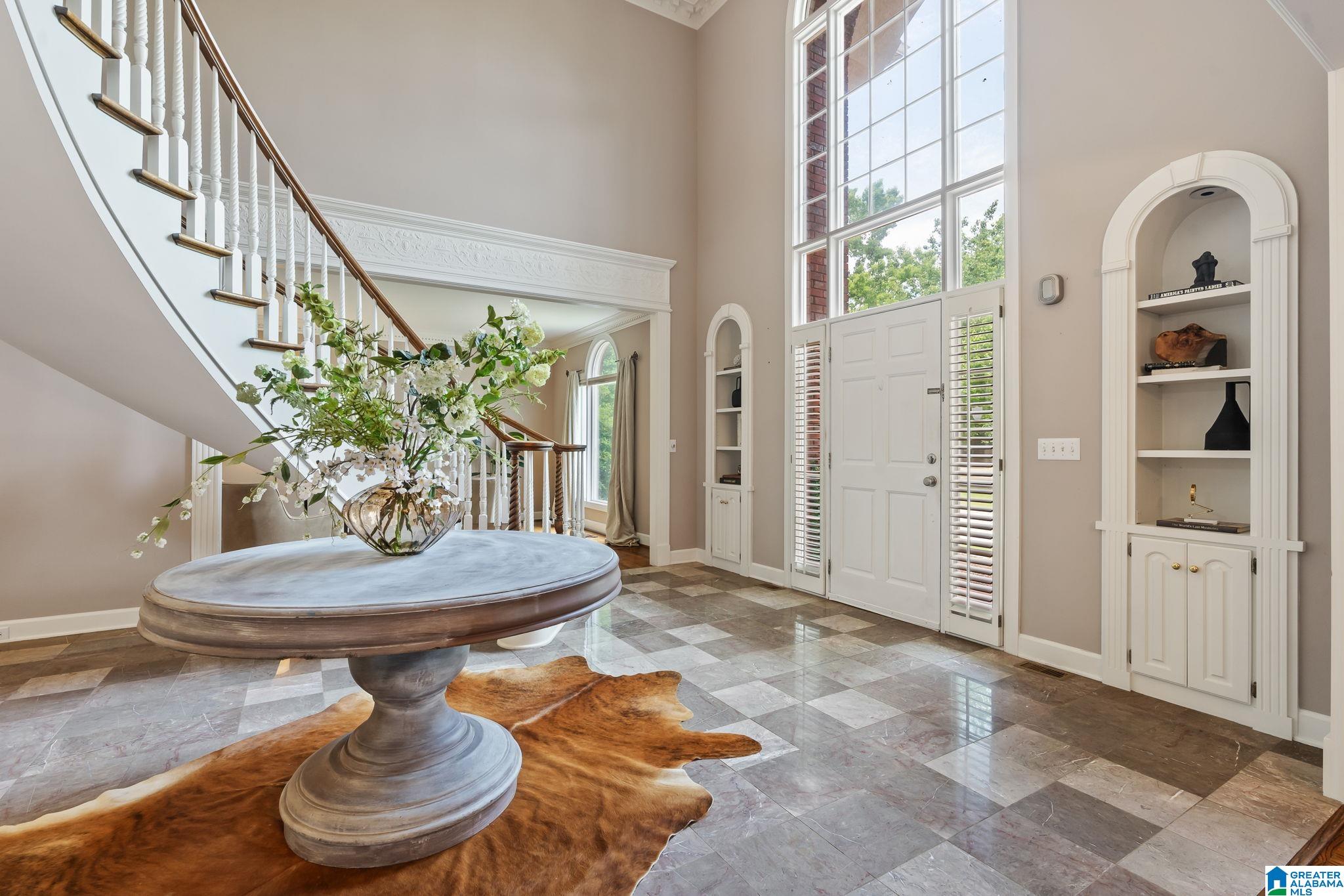 2100 SOUTHWINDS CIRCLE