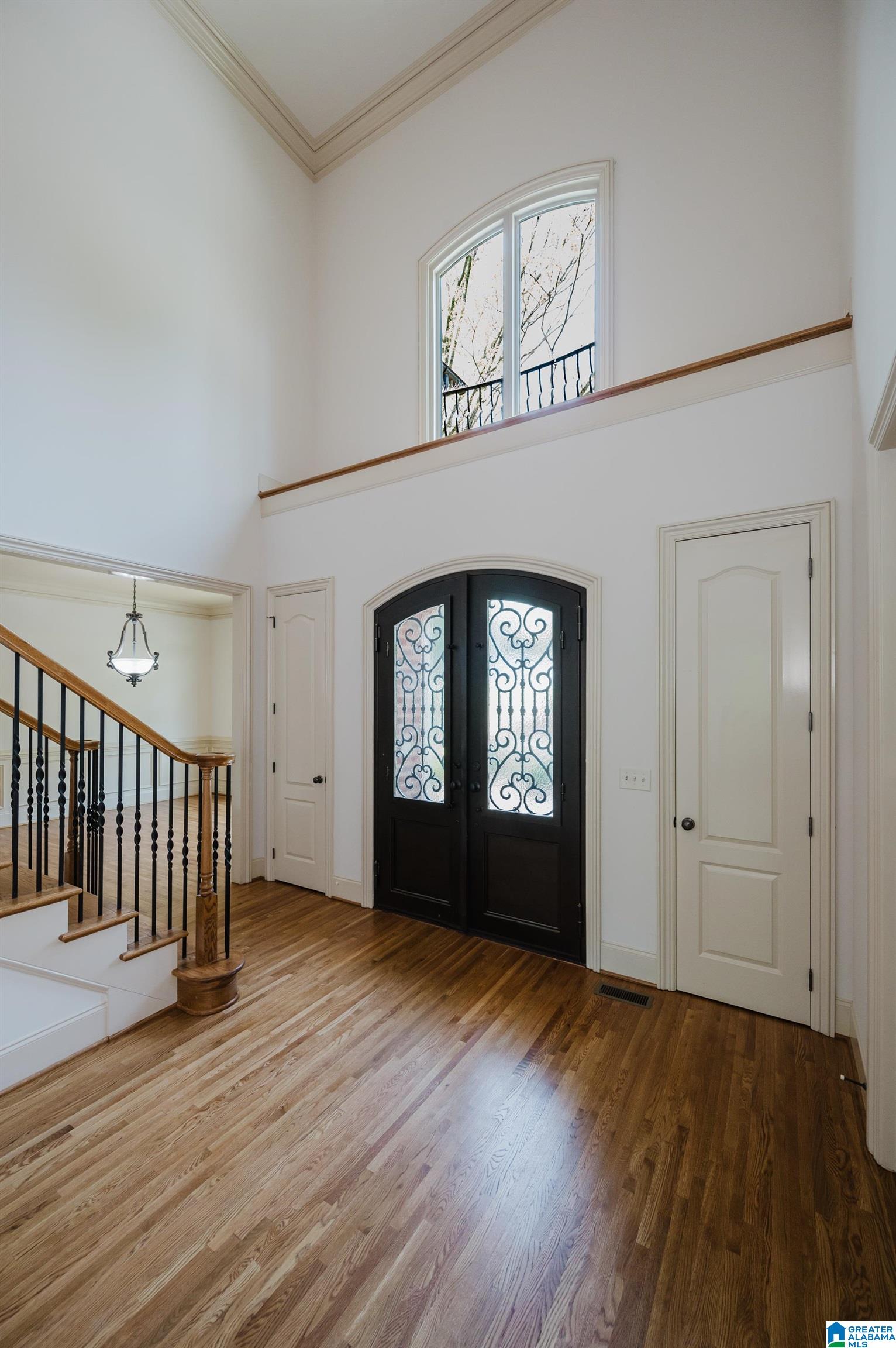 1279 LAKE TRACE COVE