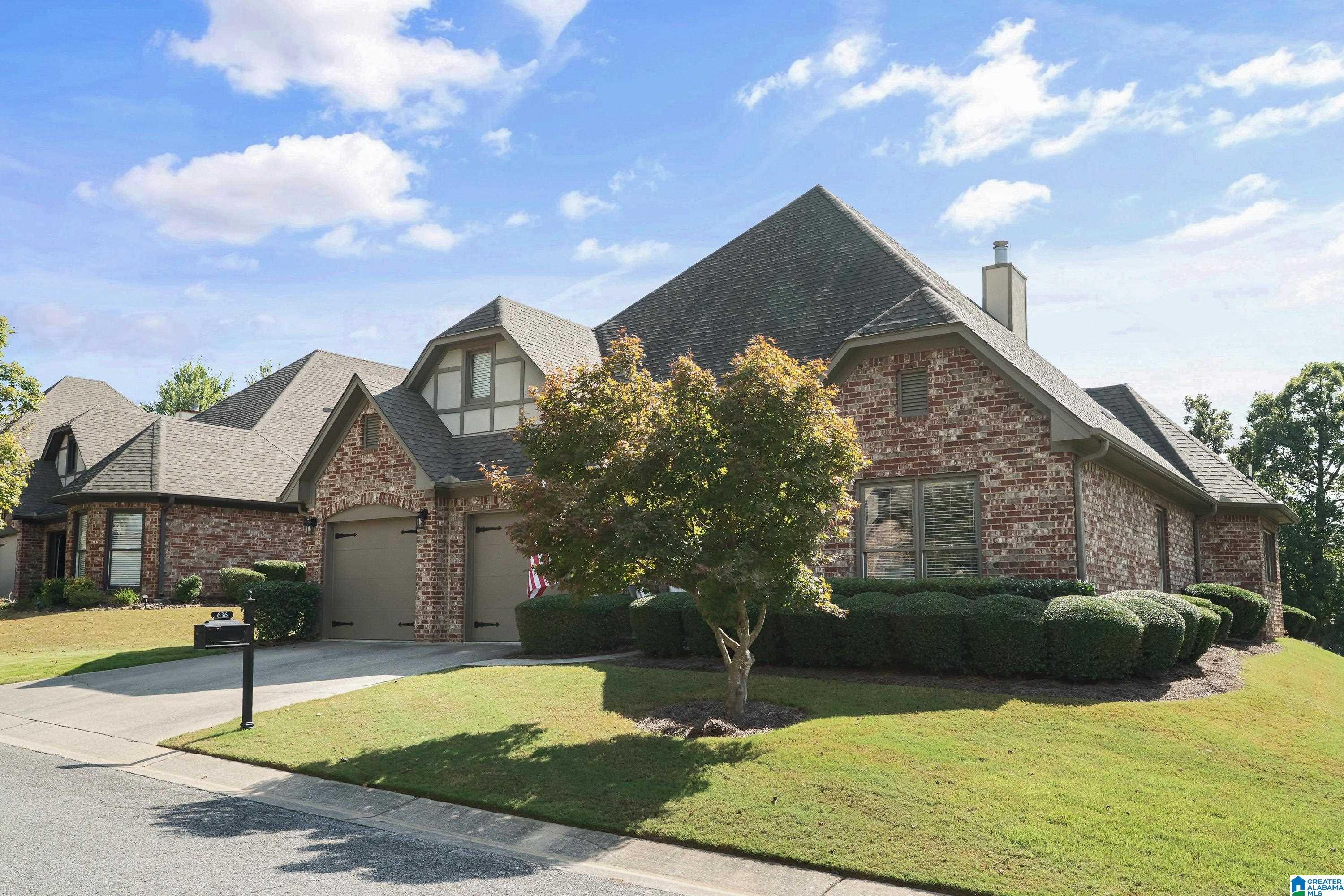 636 FOOTHILLS TRACE