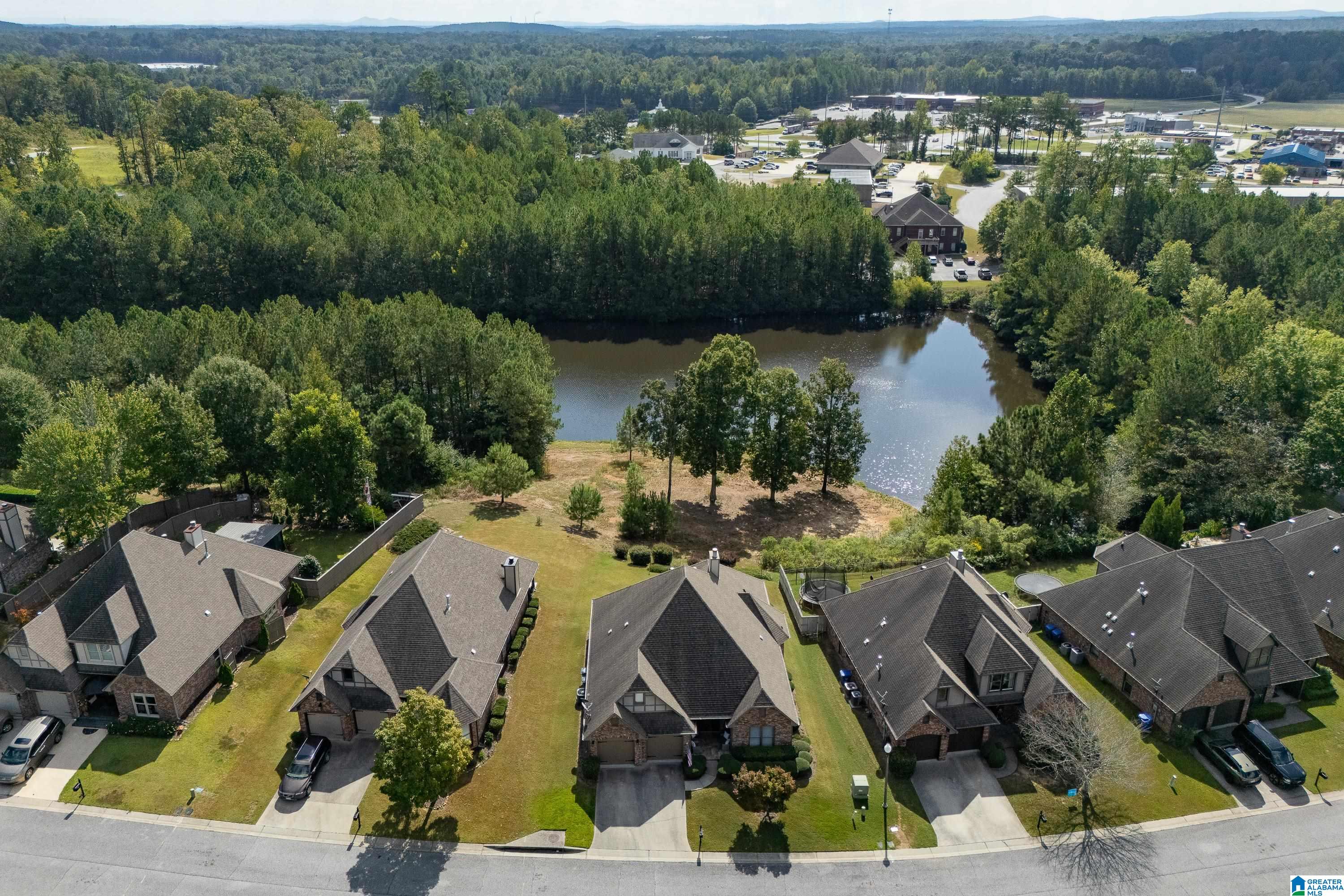 636 FOOTHILLS TRACE