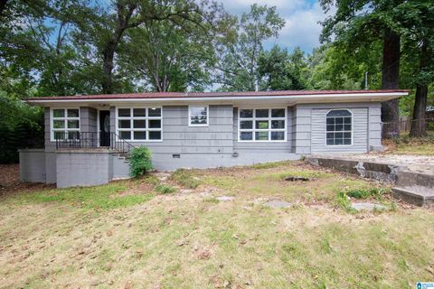 656 KENWOOD DRIVE FORESTDALE AL 35214