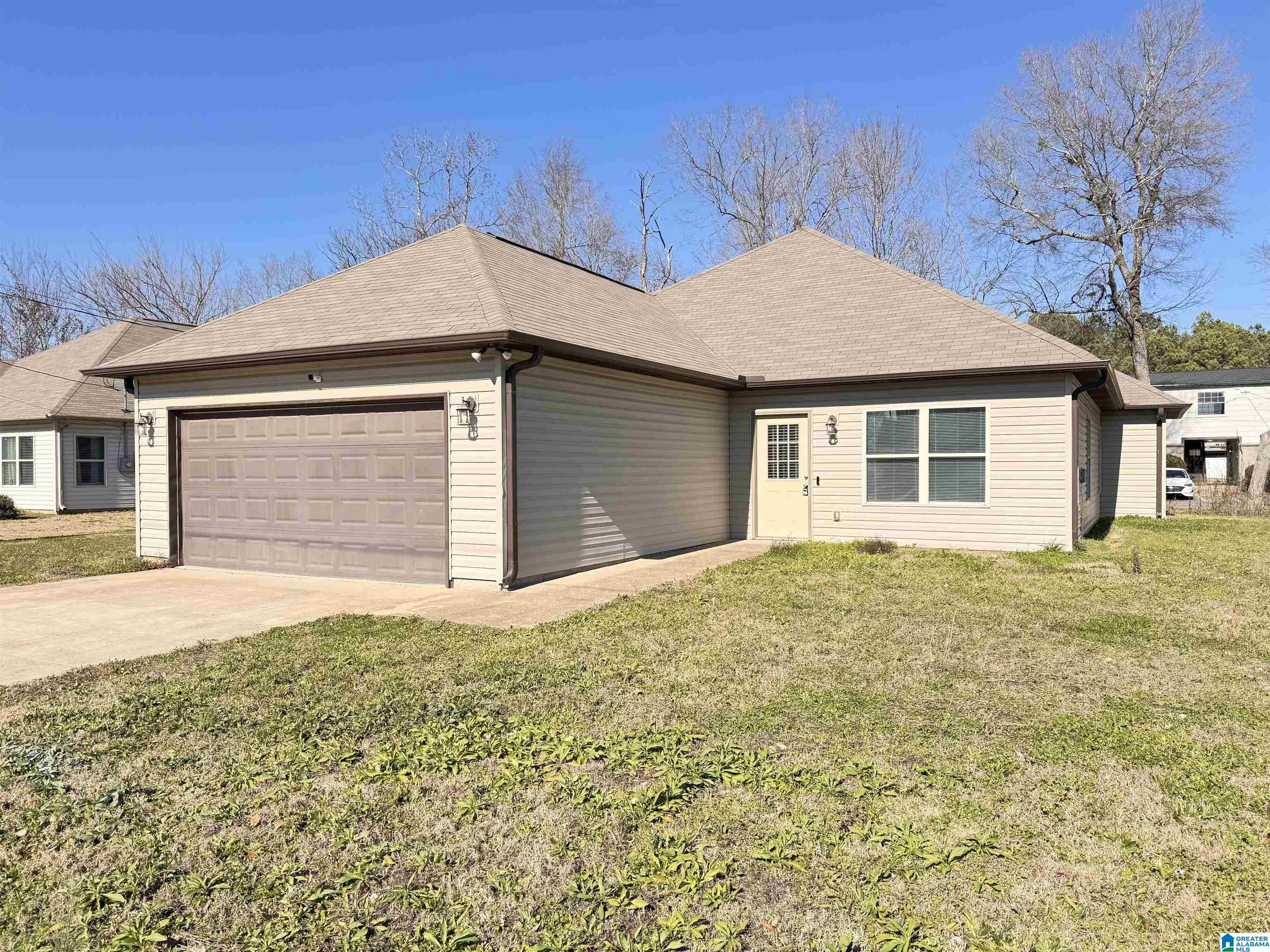 87 CARRIAGE HOUSE ROAD