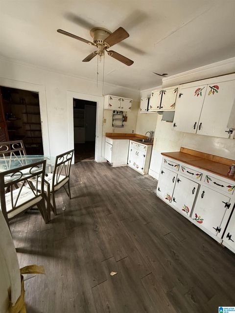 1504 7TH AVENUE N BESSEMER AL 35020