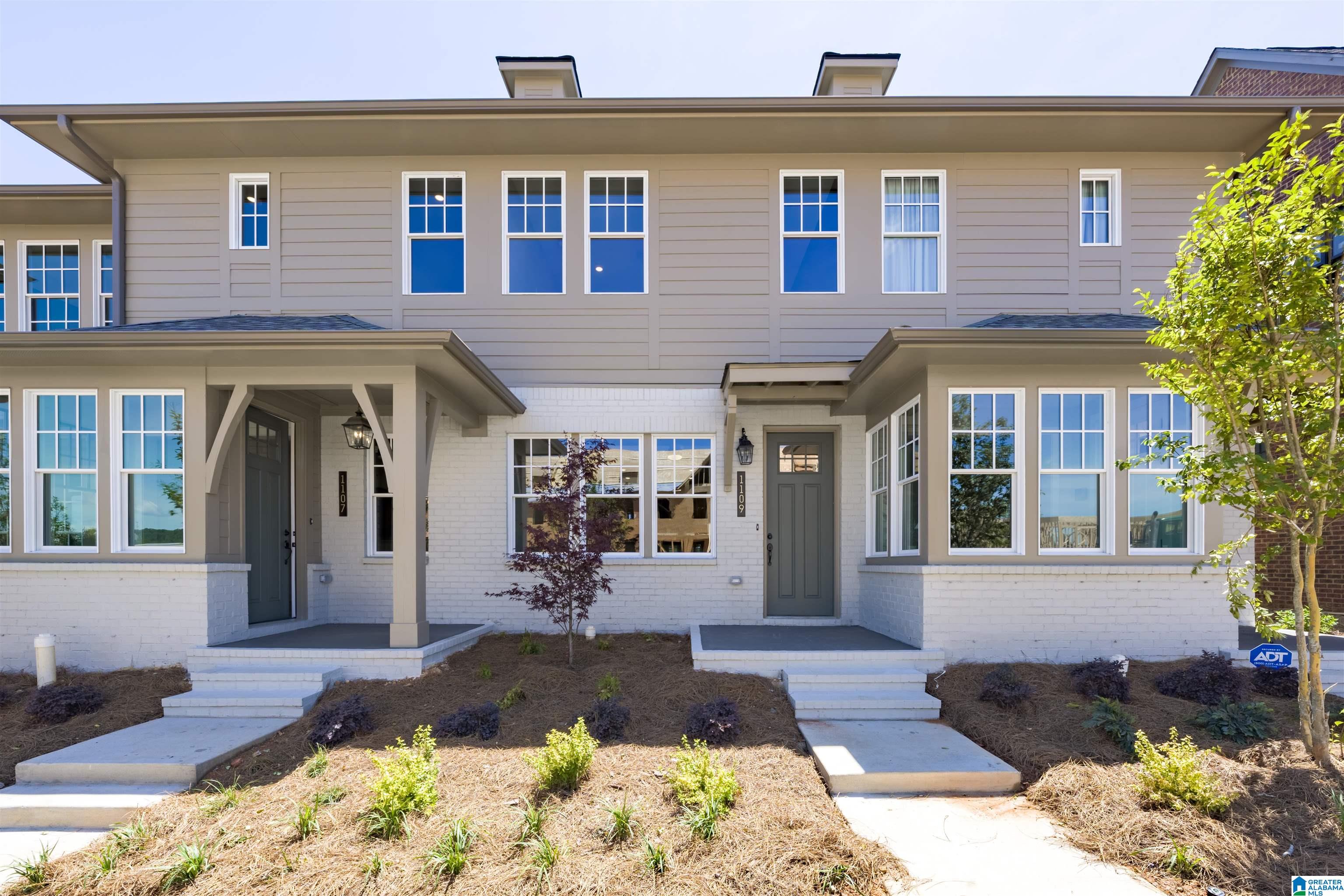 Photo 1 of 22 — 1109 WINDSOR SQUARE, BIRMINGHAM, AL 35244