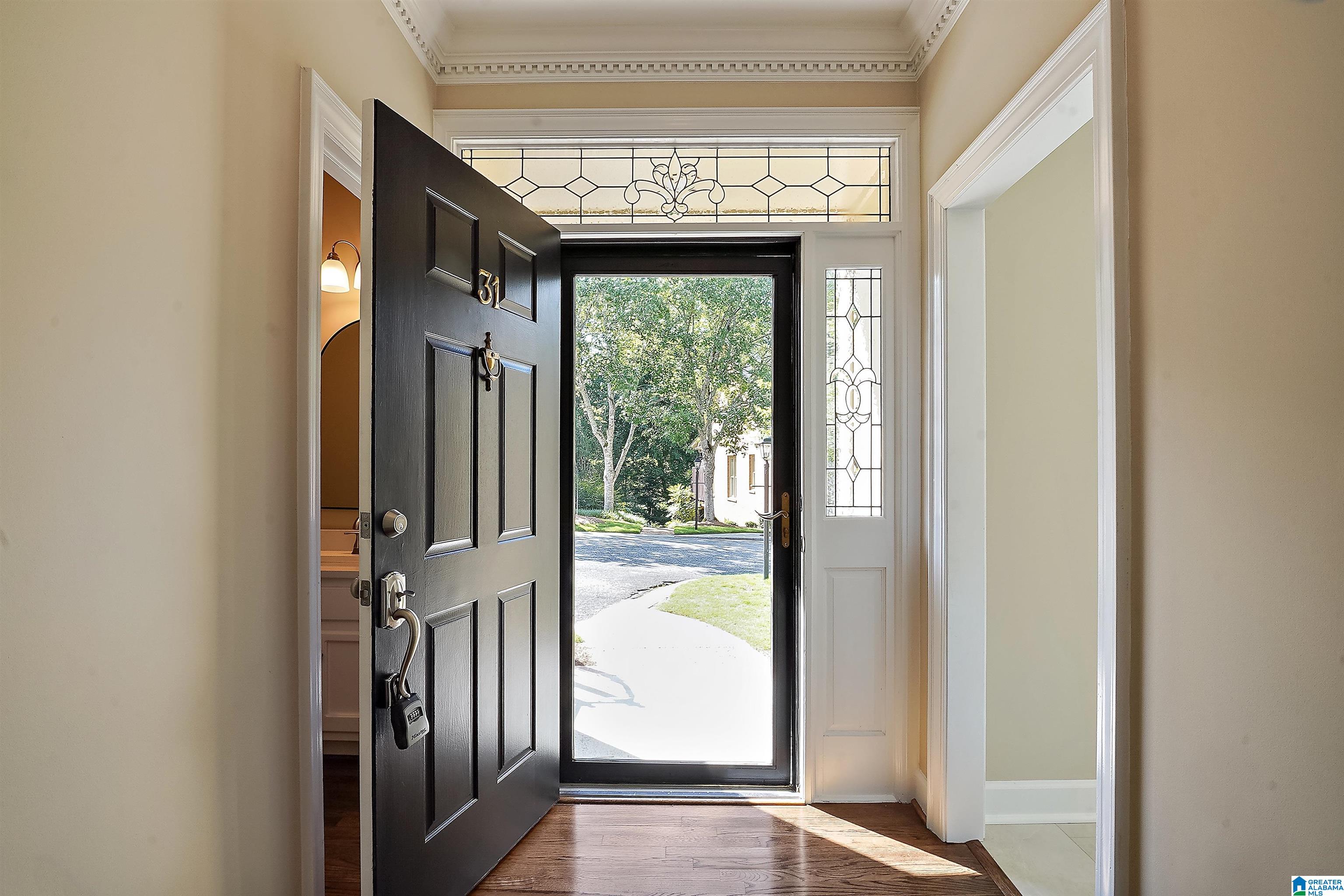 31 THE OAKS CIRCLE