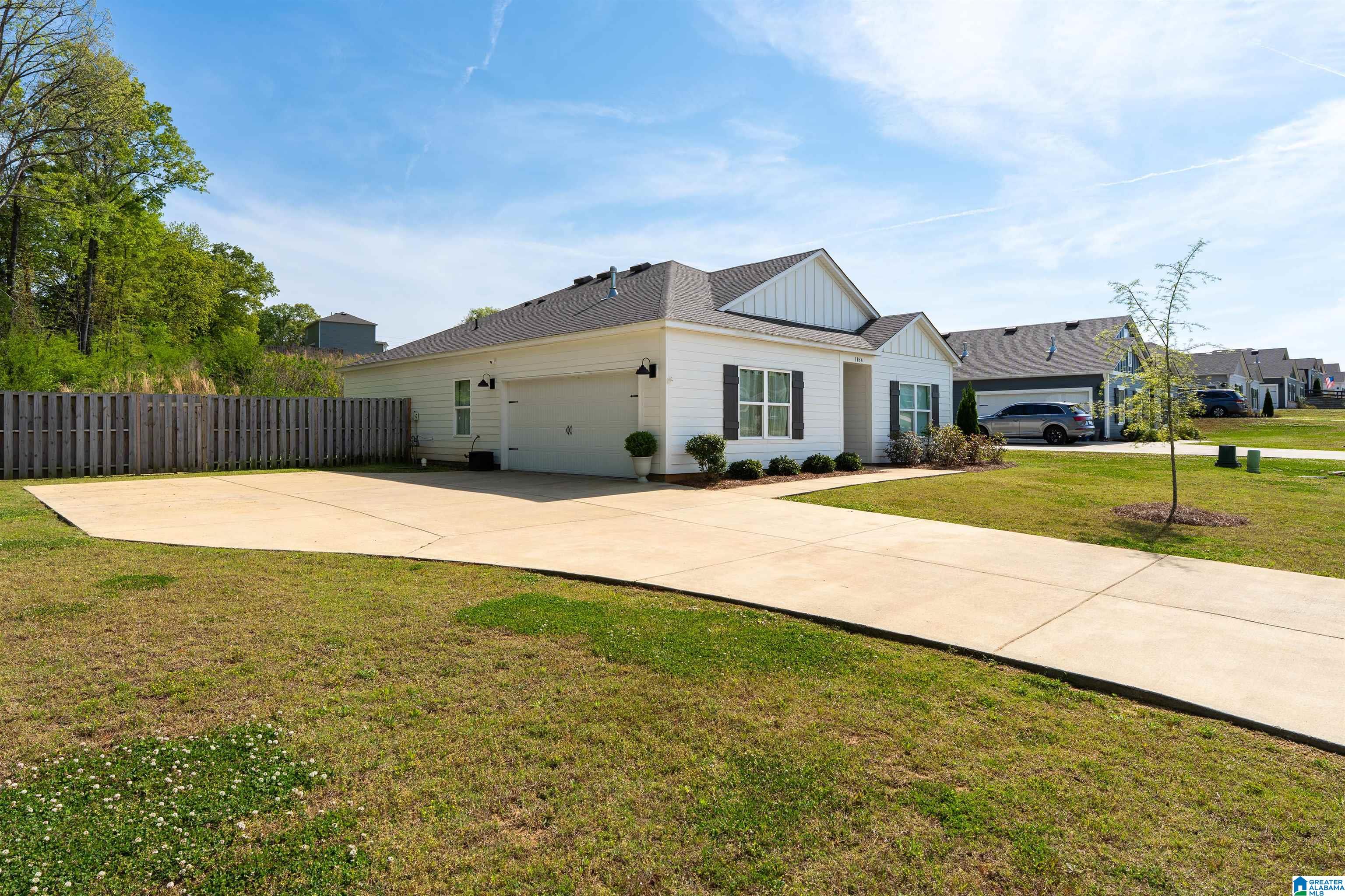 1154 ARCHERS TRAIL NORTH