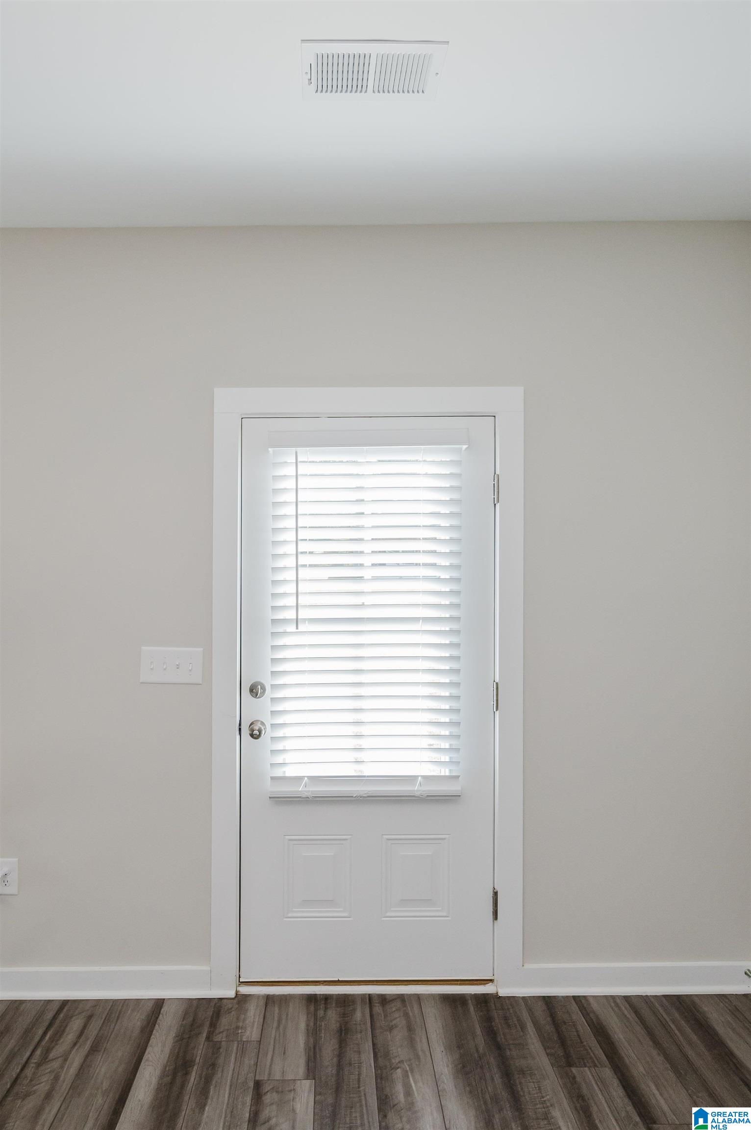 564 TROUBADOUR LANE