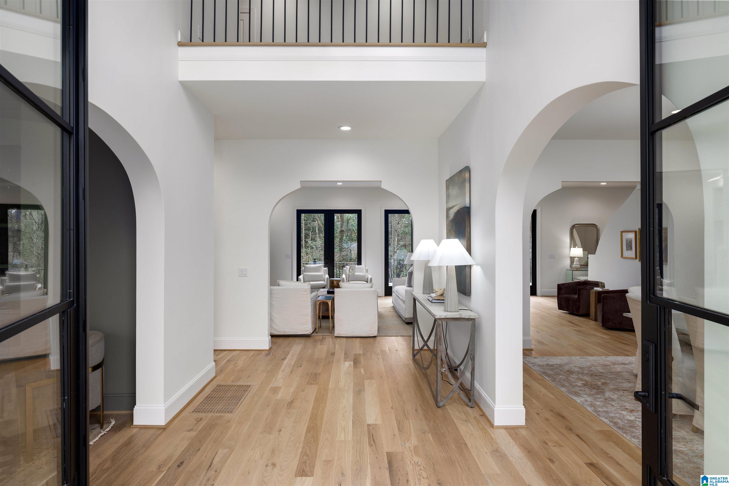 2105 LONGLEAF CIRCLE