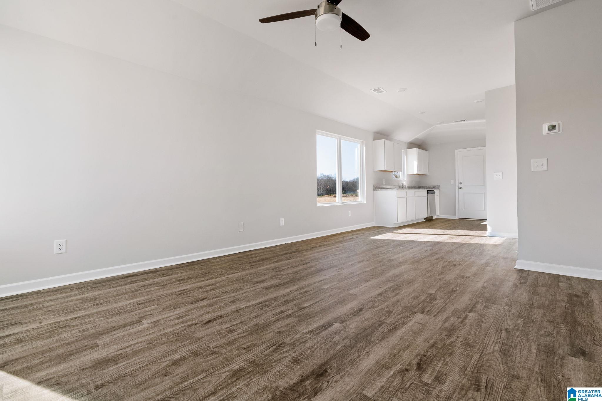 792 CAMDEN LOOP