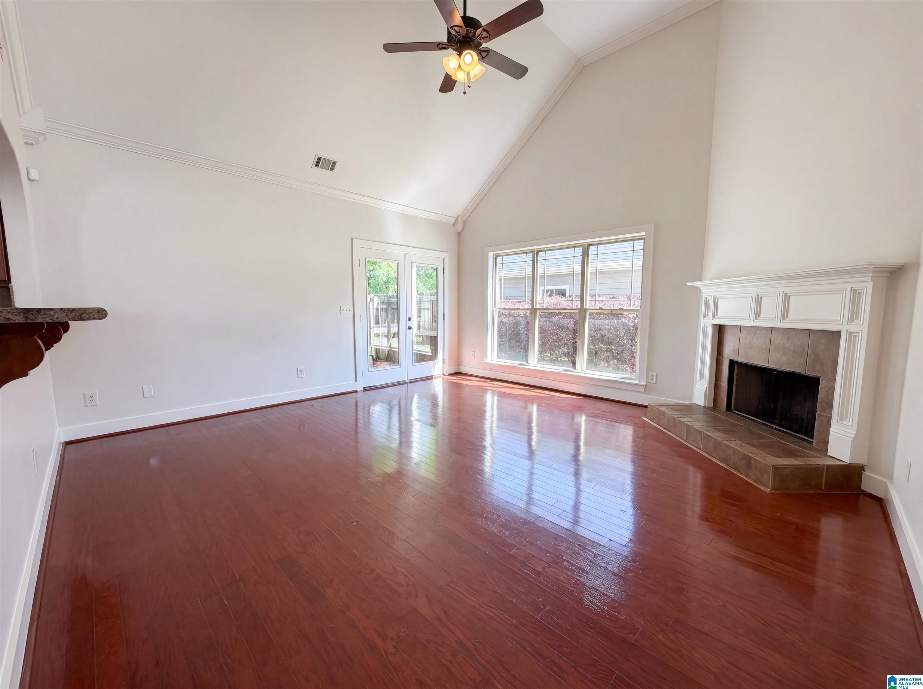 115 WHITESTONE TRAIL