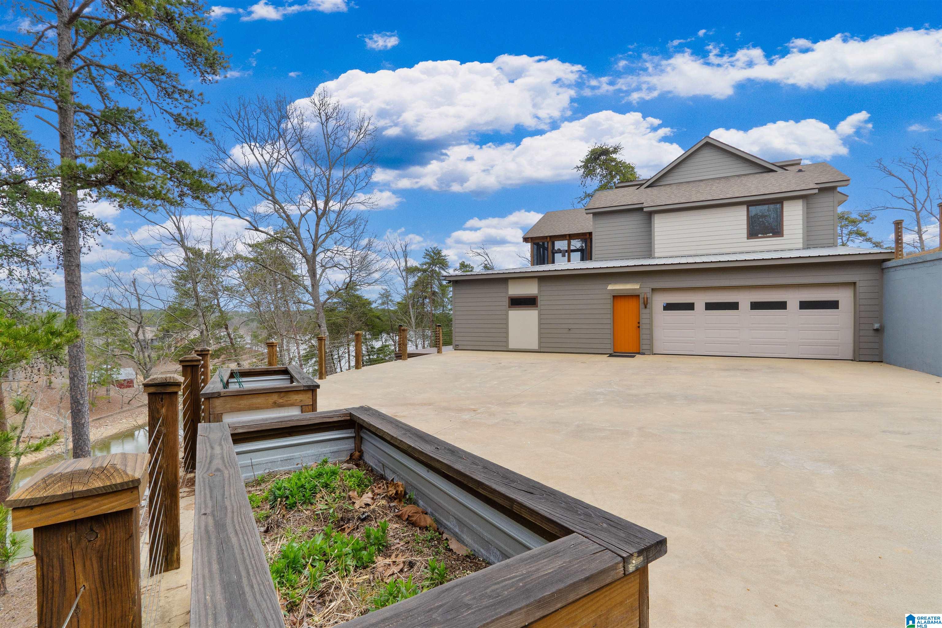 198 EVERGREEN CREST