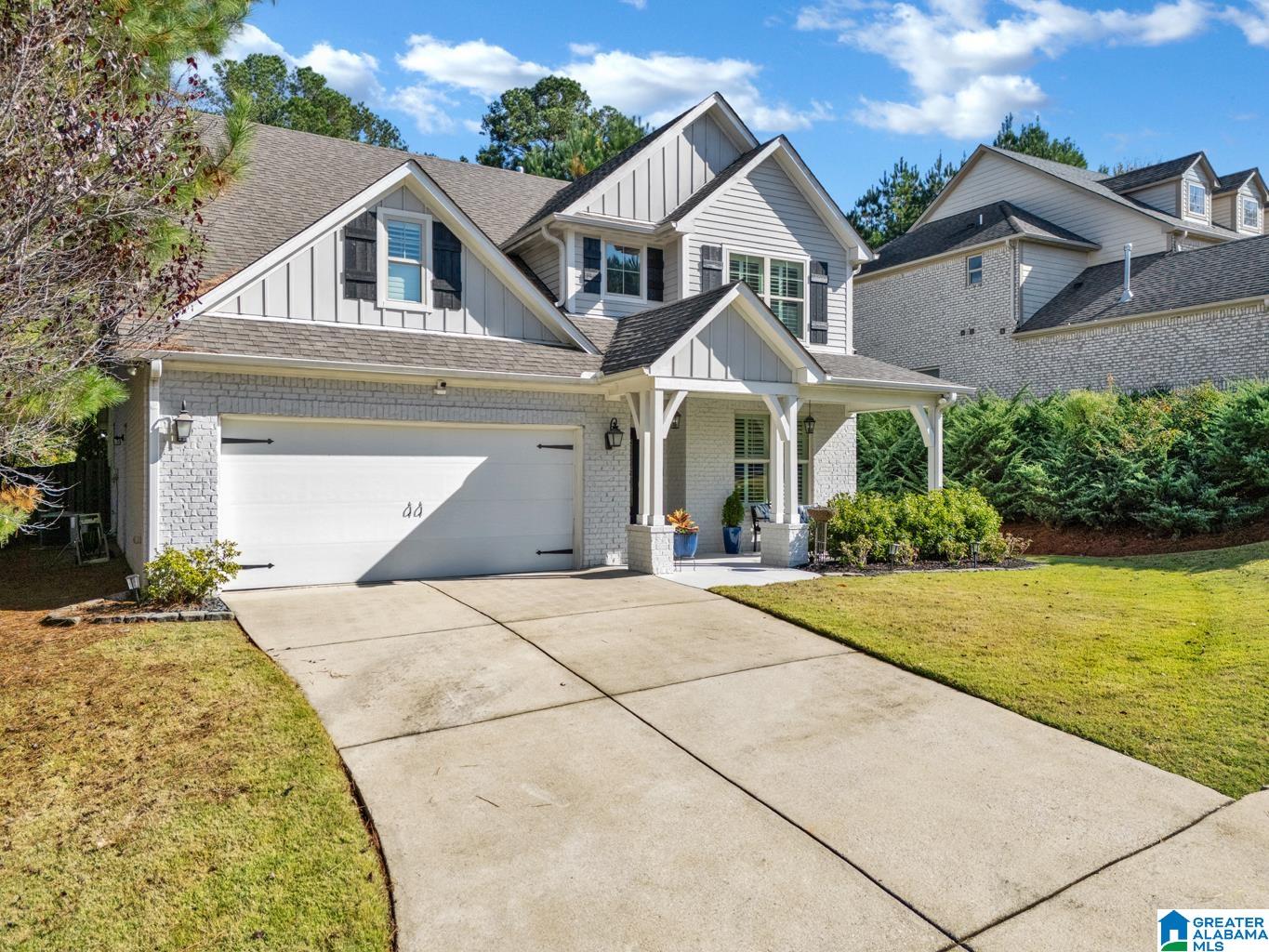 3812 COTSWOLD DRIVE N