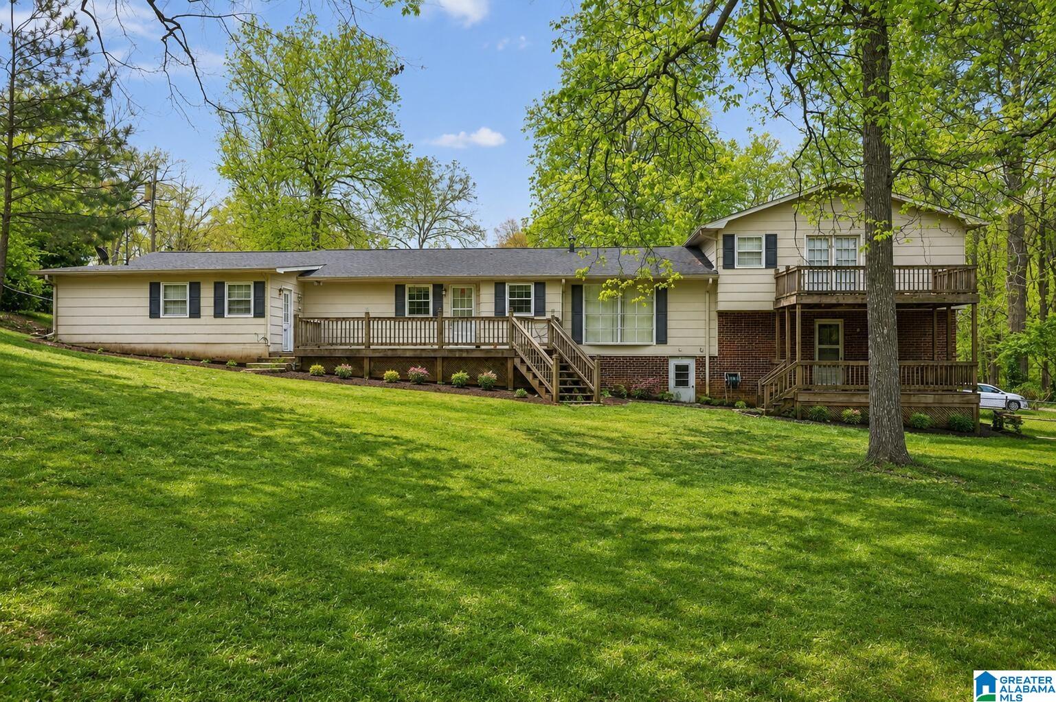 3629 FRANKLIN DRIVE