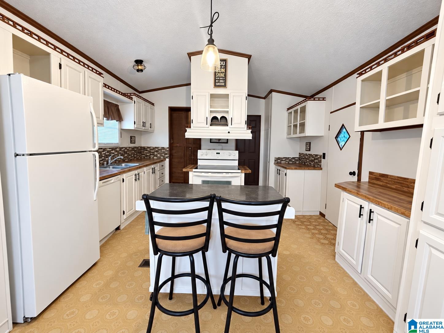 287 COUNTY ROAD 772 - Photo 4