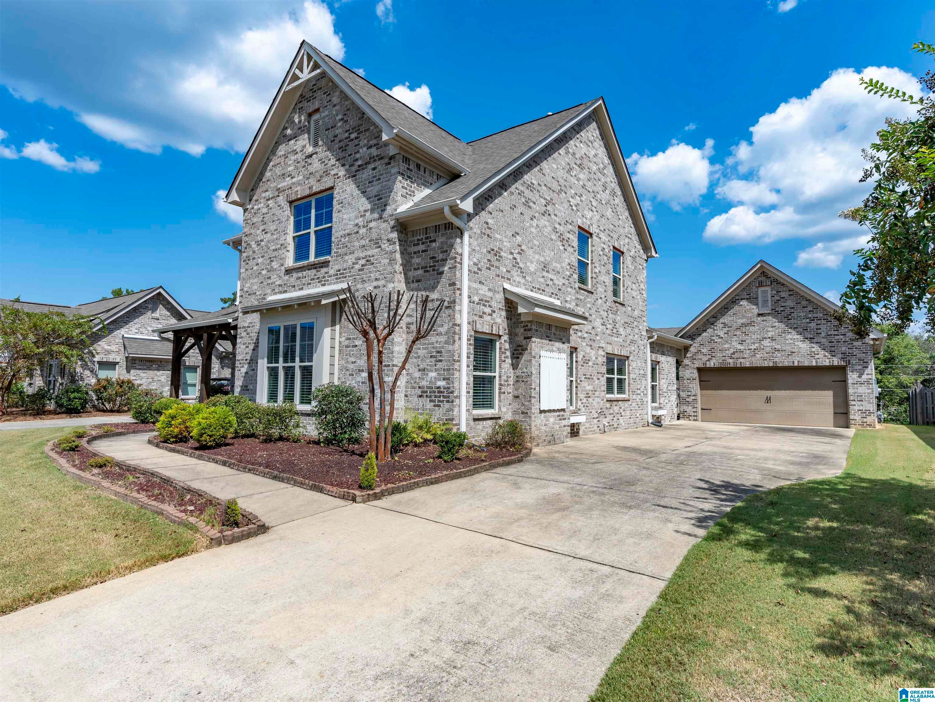 4576 SHADY GROVE LANE