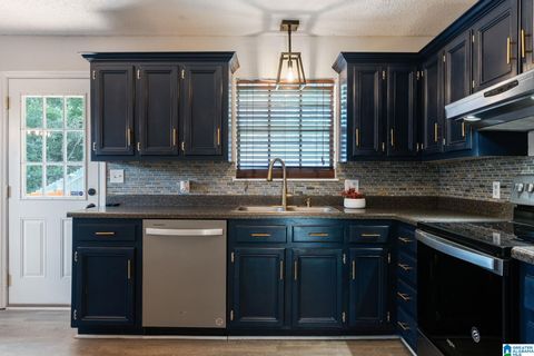 513 BENNETT DRIVE ALABASTER AL 35007