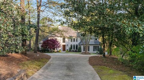 Photo of 1748 Vestwood Hills Drive, VESTAVIA HILLS, AL 35216 (MLS # 21447848)