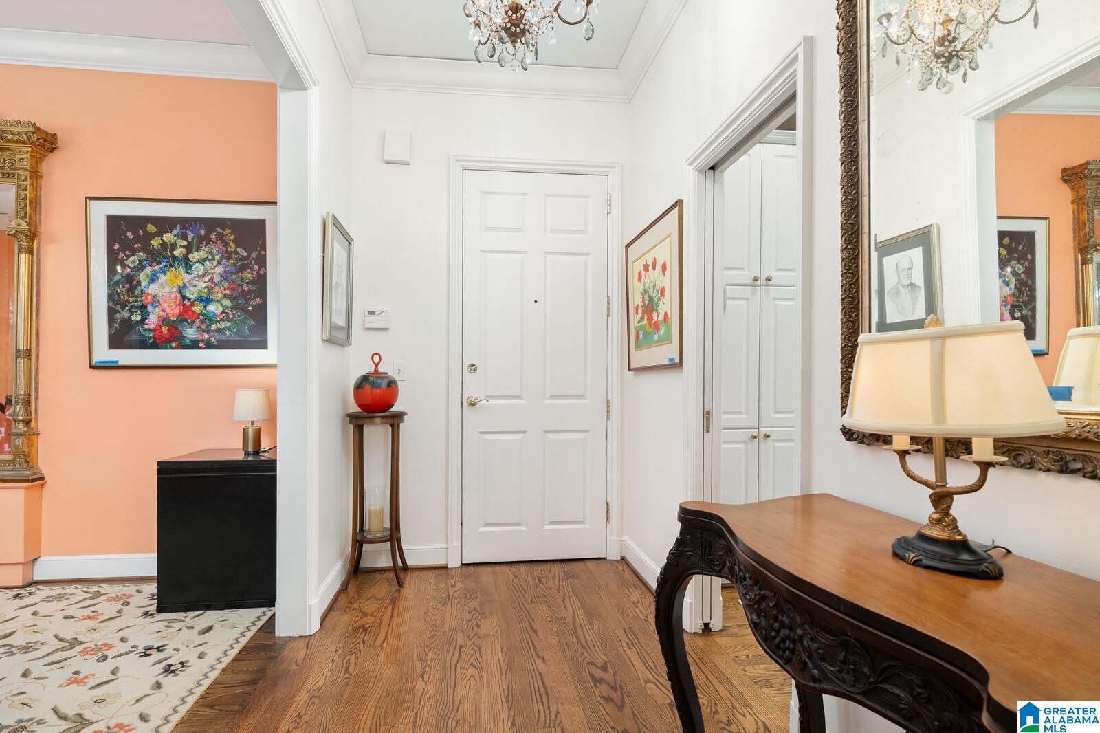 516 OLDE ENGLISH LANE 516
