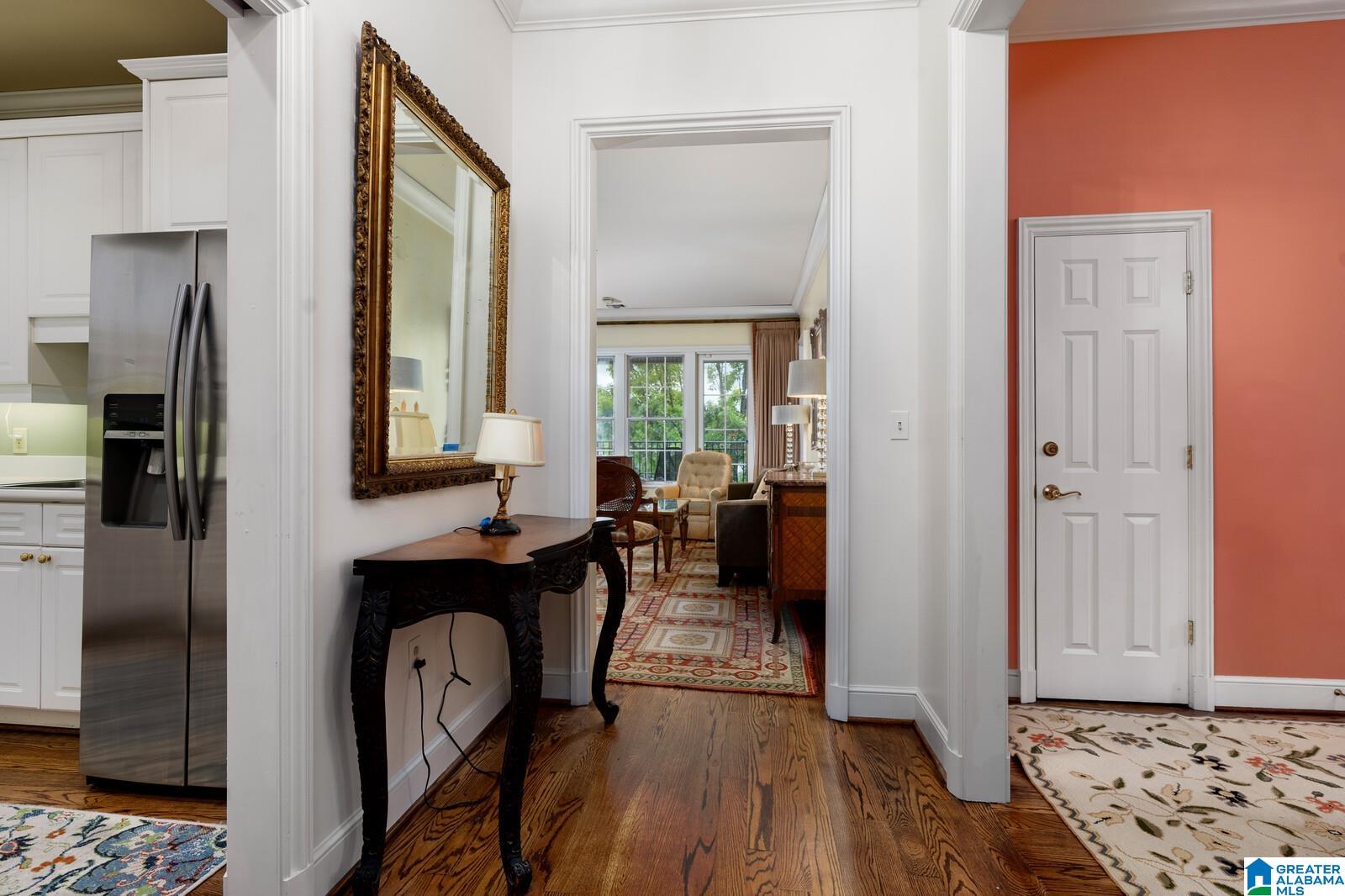 516 OLDE ENGLISH LANE 516