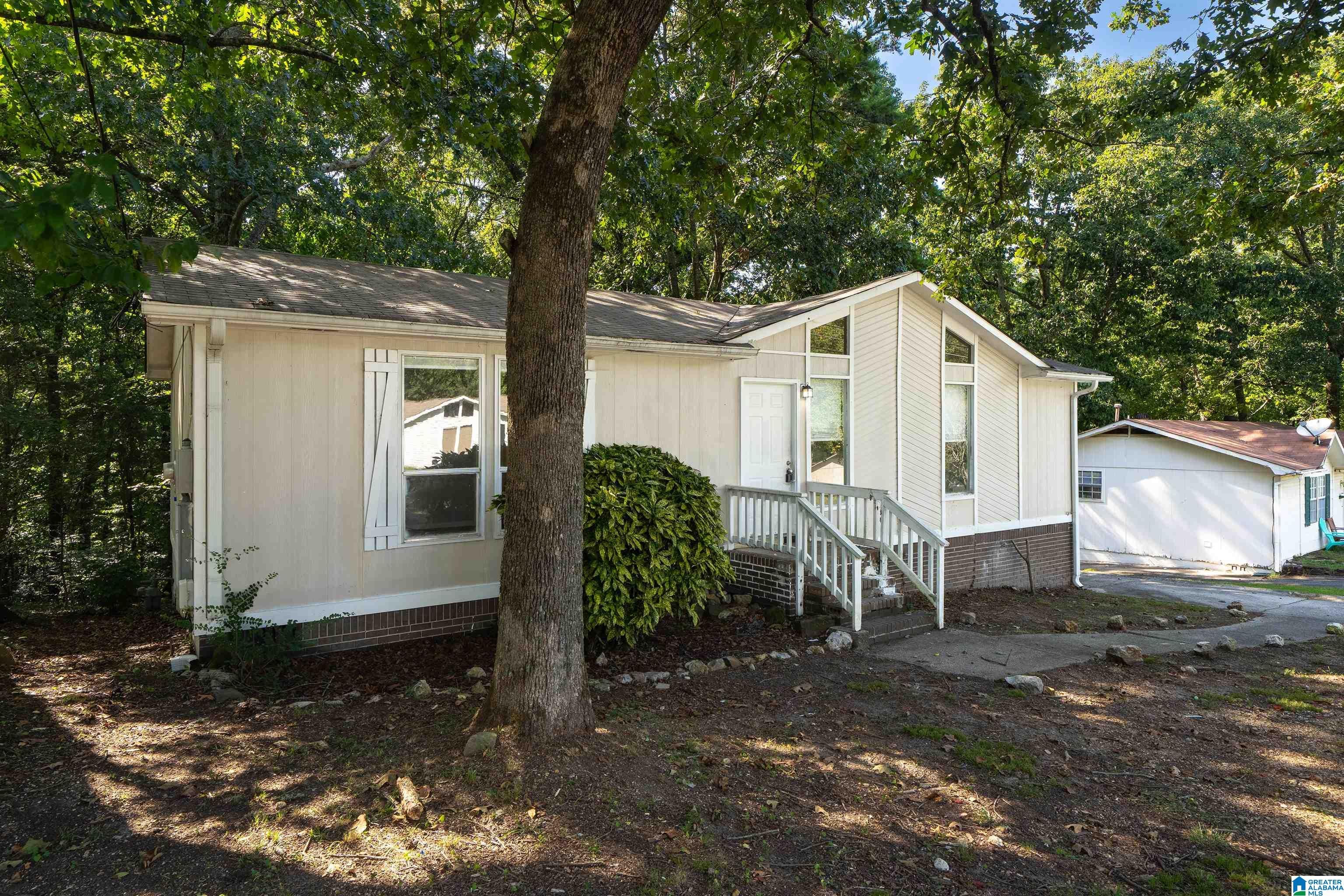 5764 DESOTO DRIVE