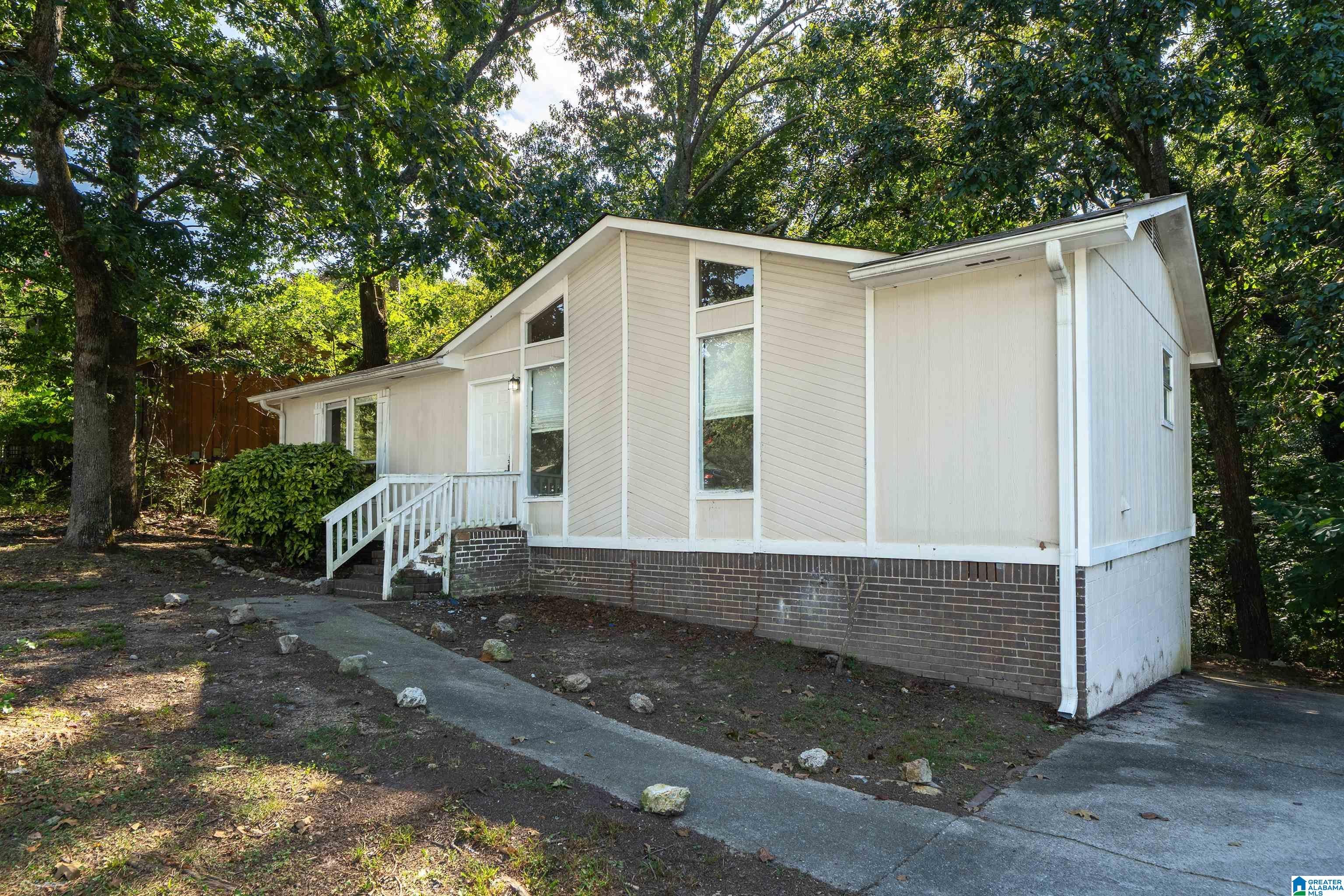 5764 DESOTO DRIVE