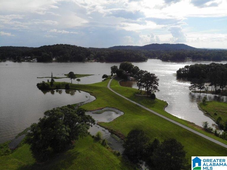 1641 EMBRY BEND ROAD