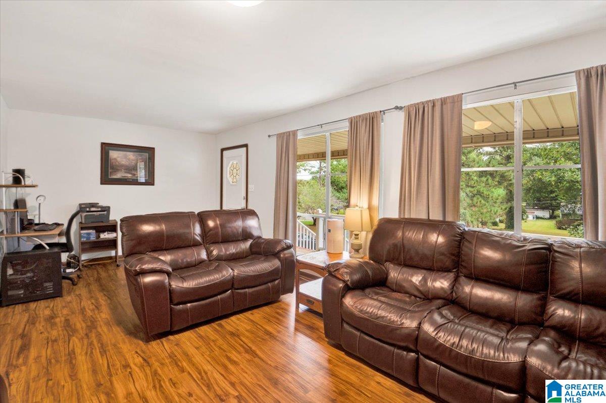 140 KING VALLEY DRIVE
