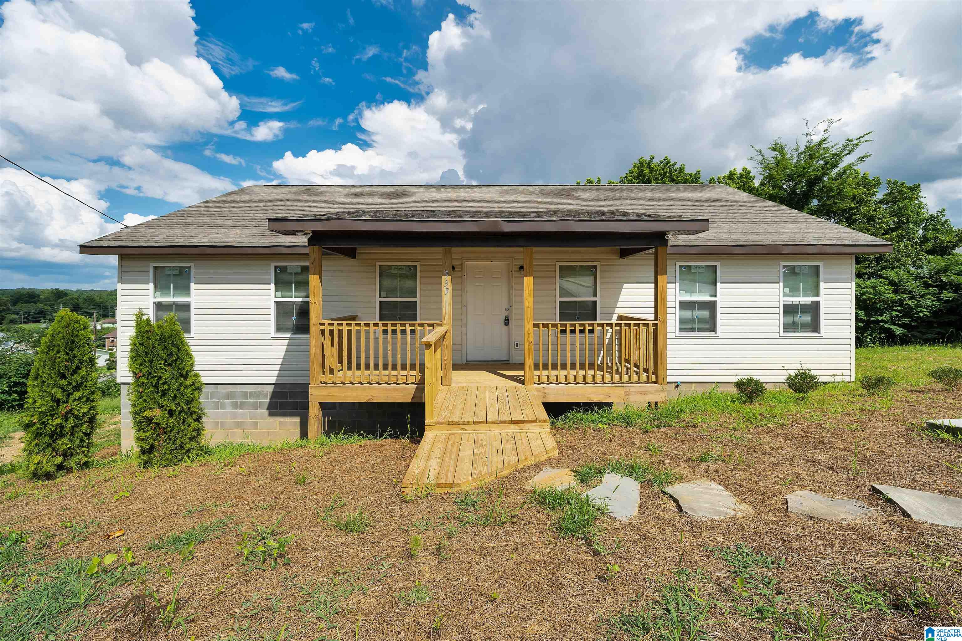 Photo 1 of 35 — 933 CHICHESTER DRIVE, BIRMINGHAM, AL 35214