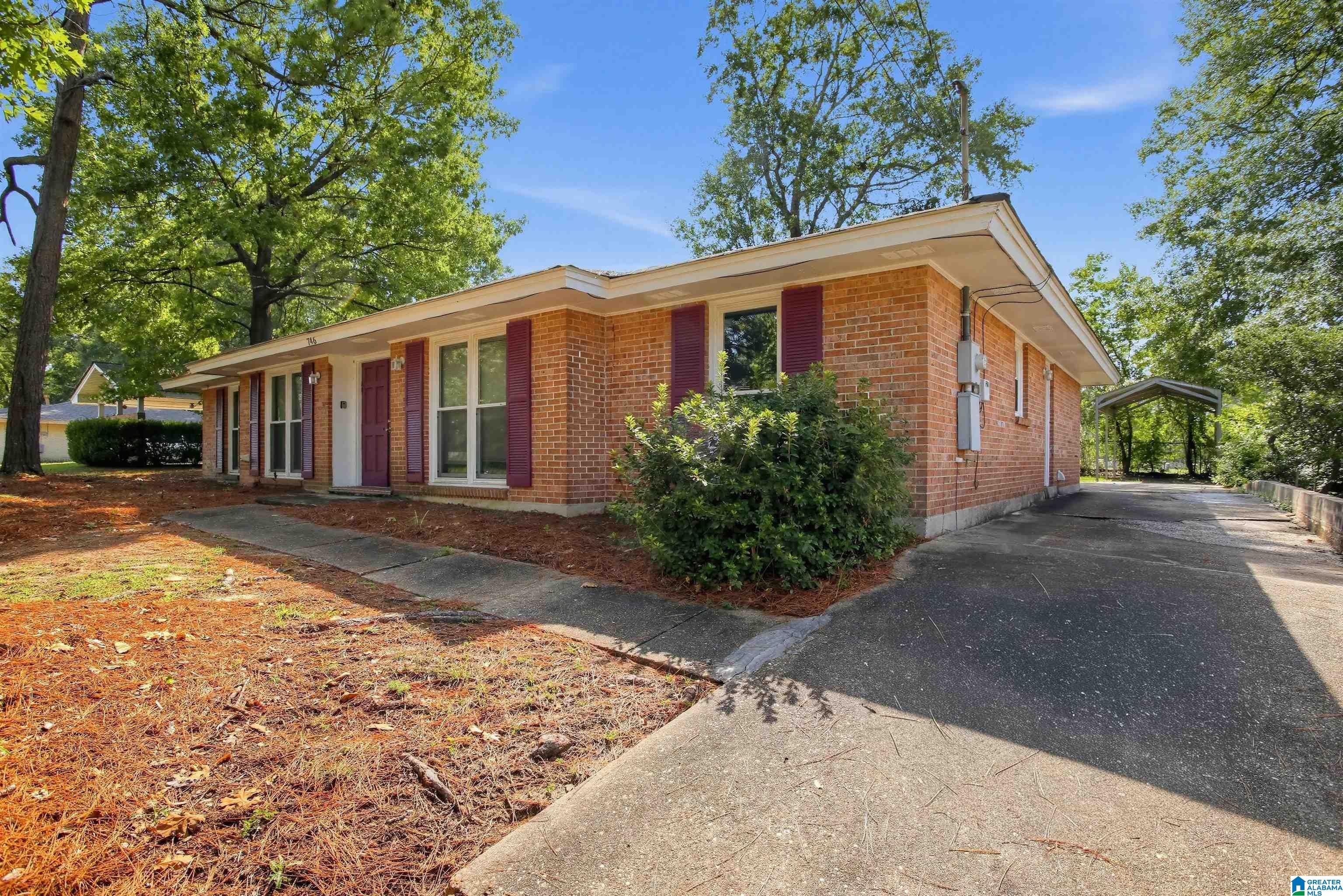 746 FORESTDALE DRIVE