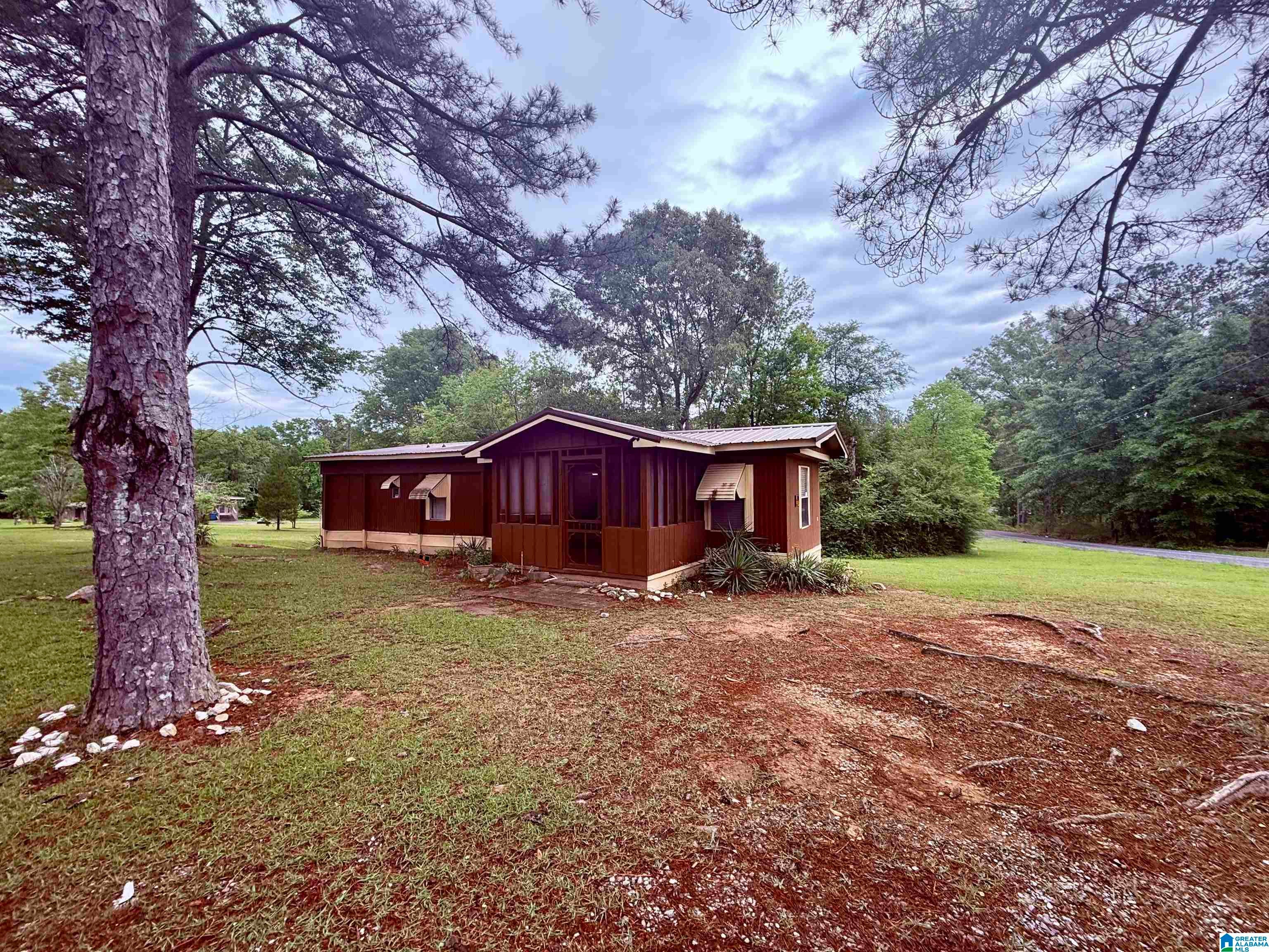 806 PINE GROVE ROAD