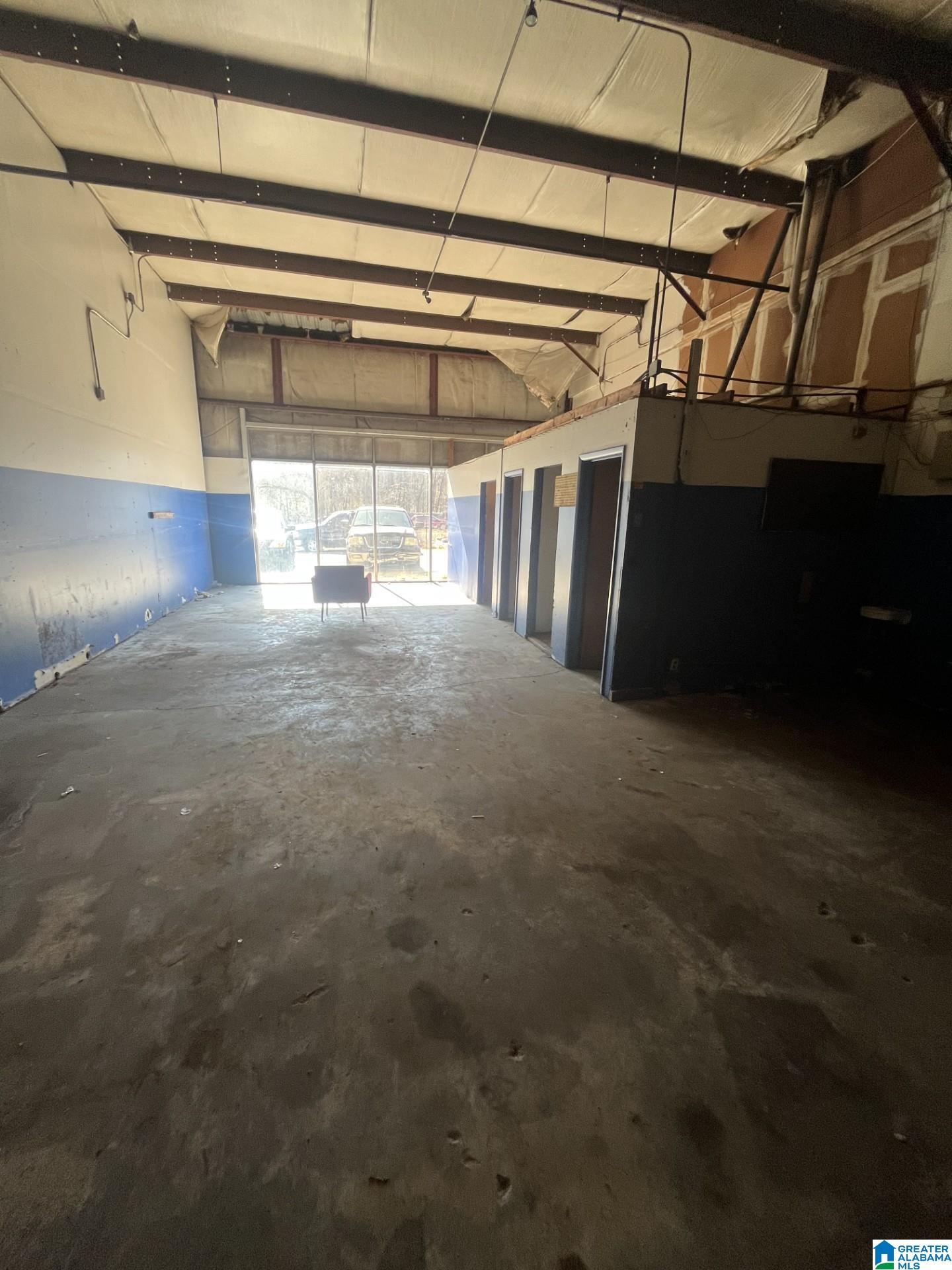 1600 32ND STREET SW E