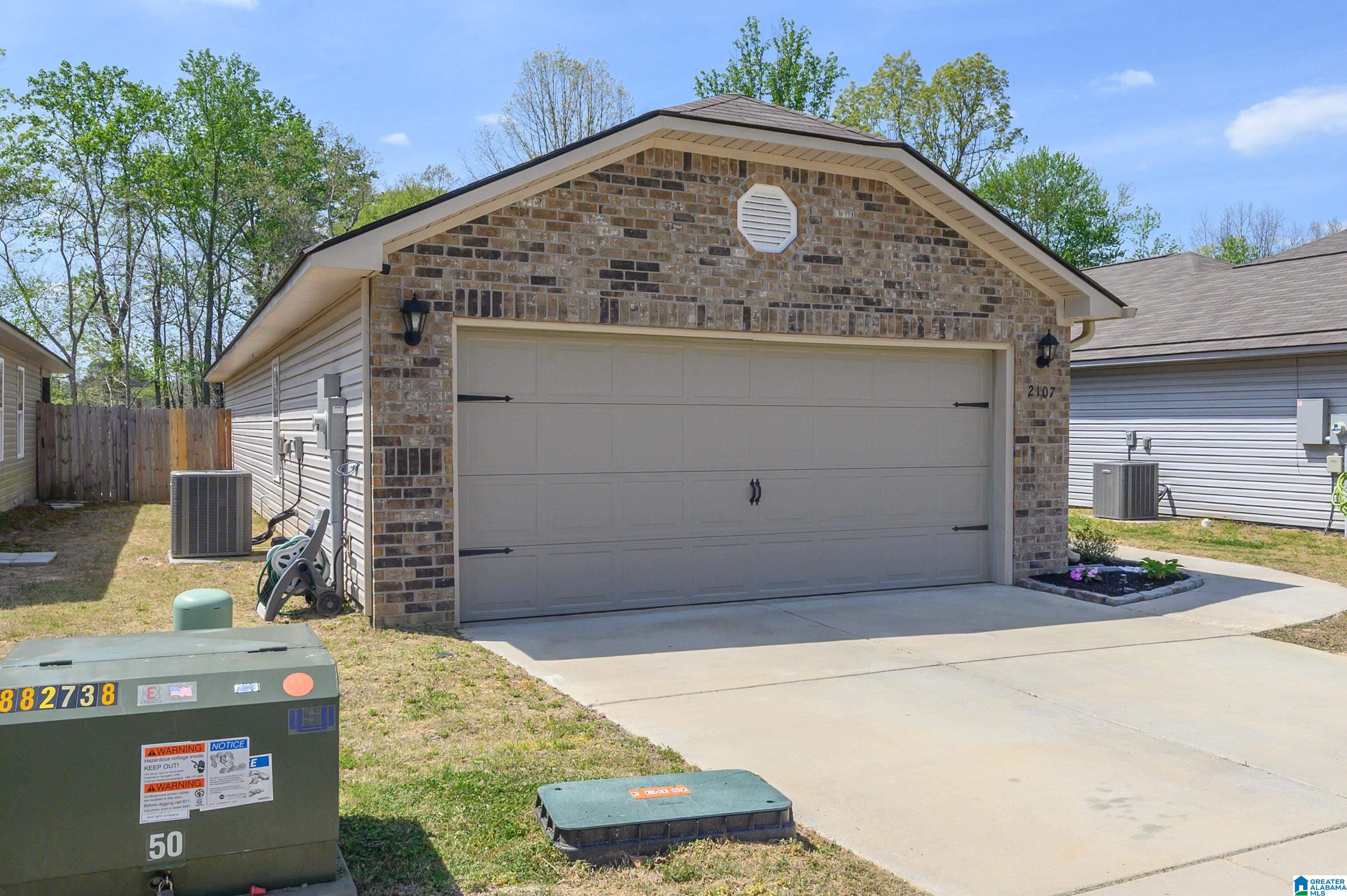 2107 KILPATRICK LANE NW