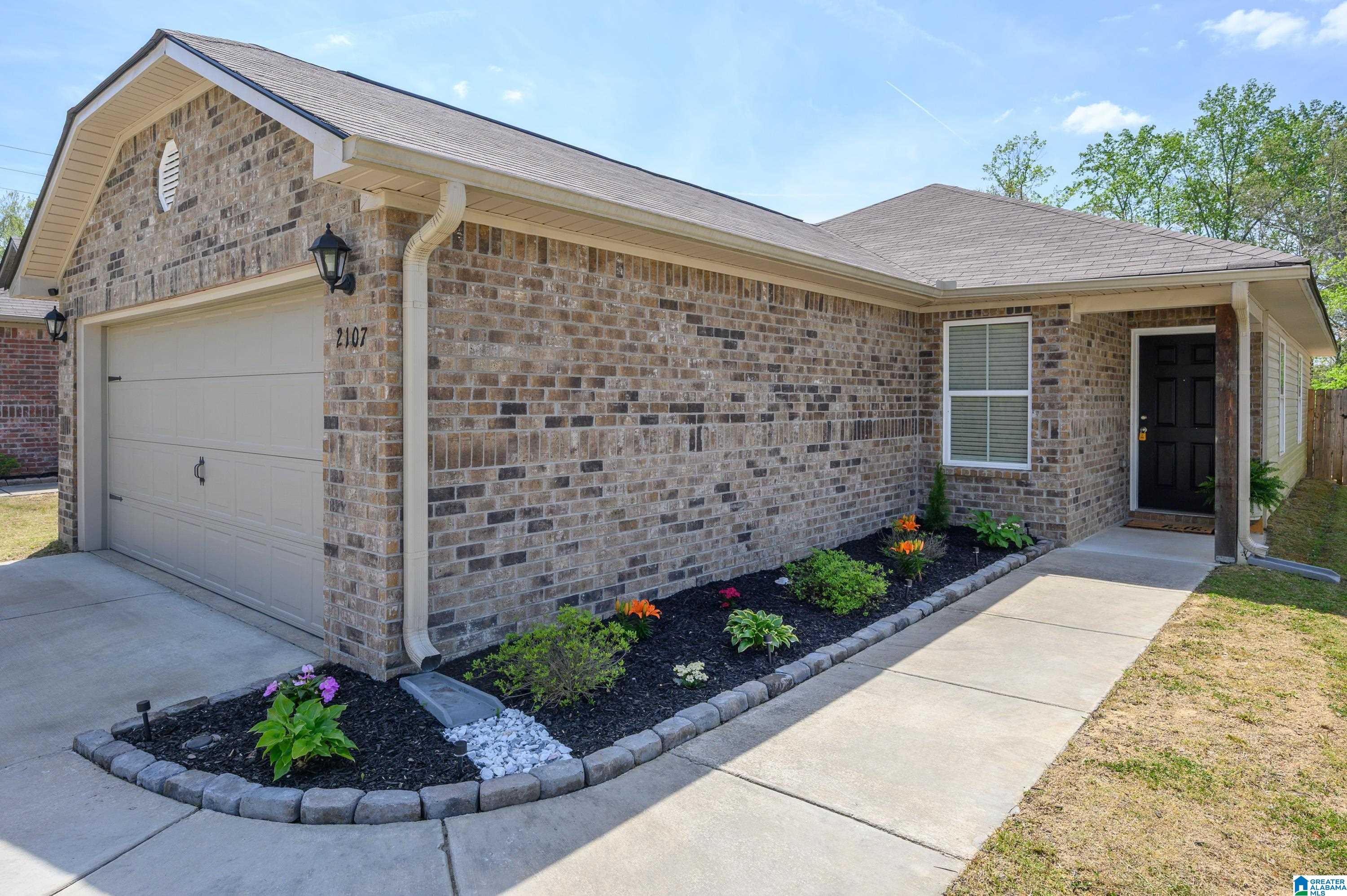 2107 KILPATRICK LANE NW