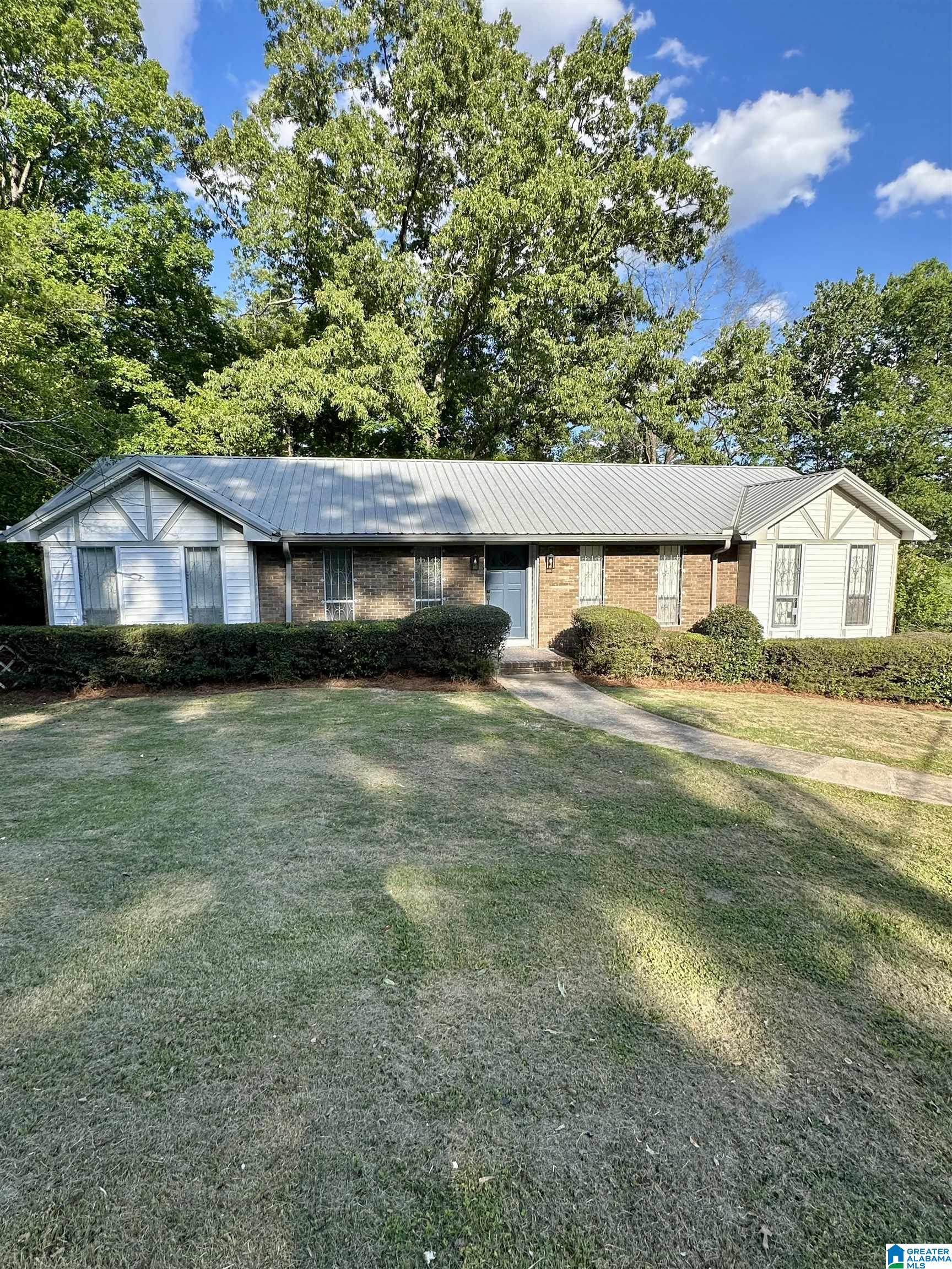 1431 MOHICAN DRIVE