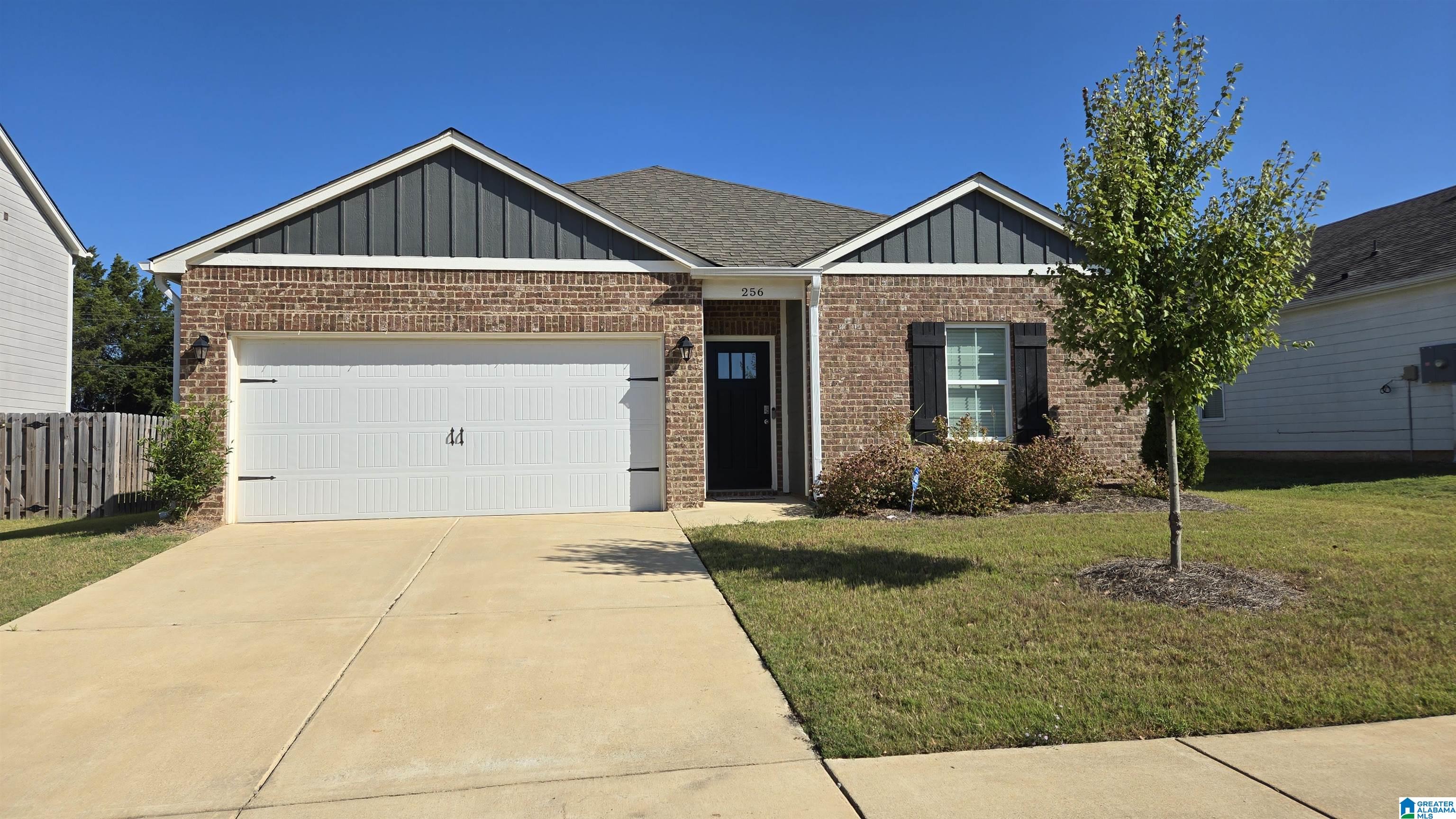 Photo 1 of 16 — 256 KOSLIN LOOP, CALERA, AL 35040