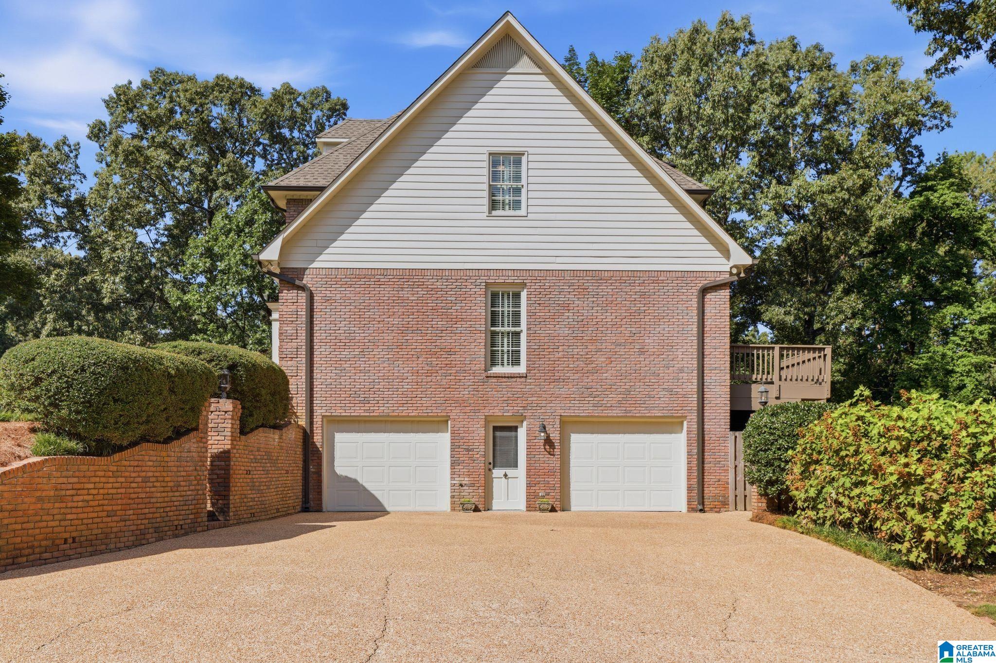 3525 COUNTRYWOOD LANE