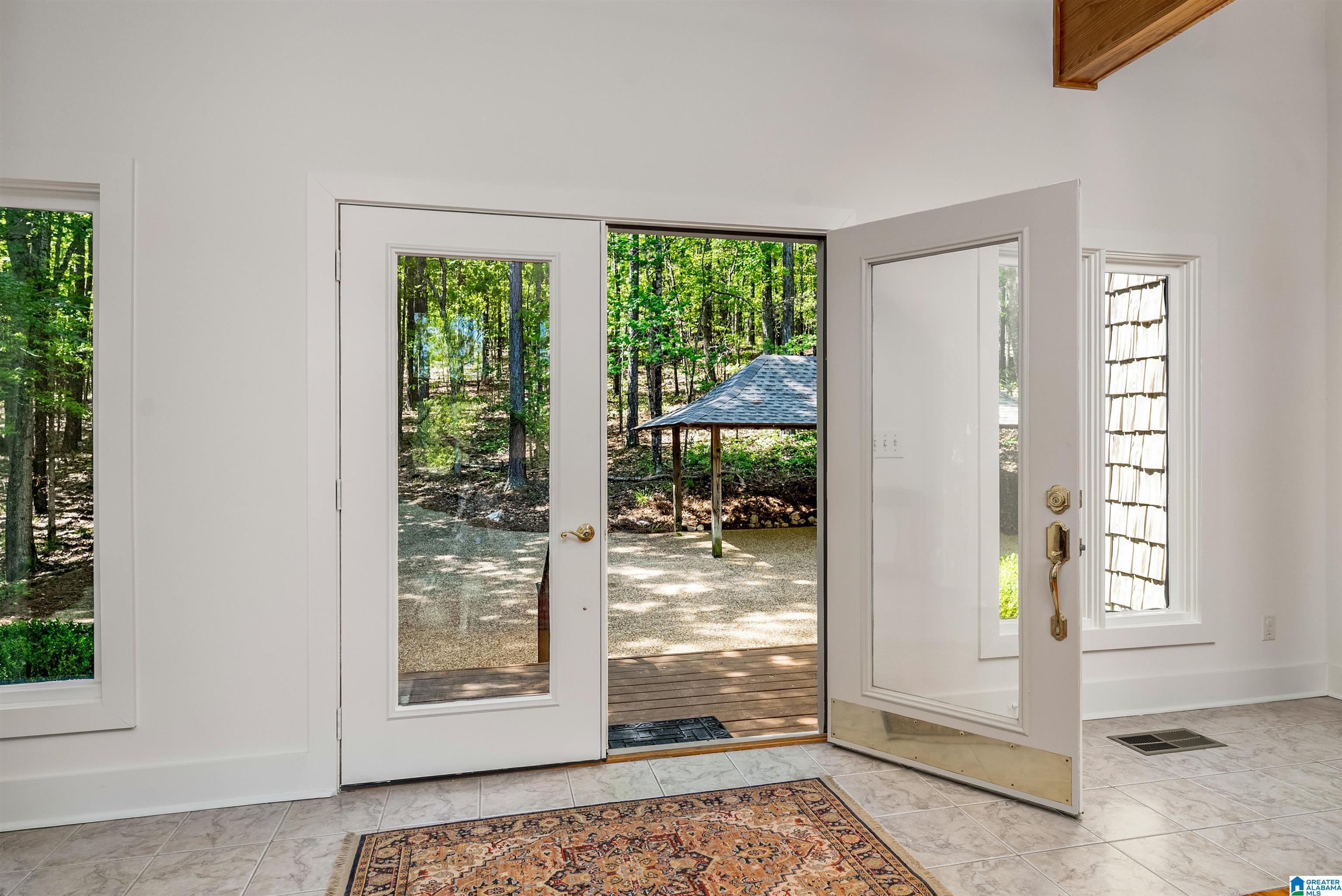 529 WINDERMERE PARKWAY W