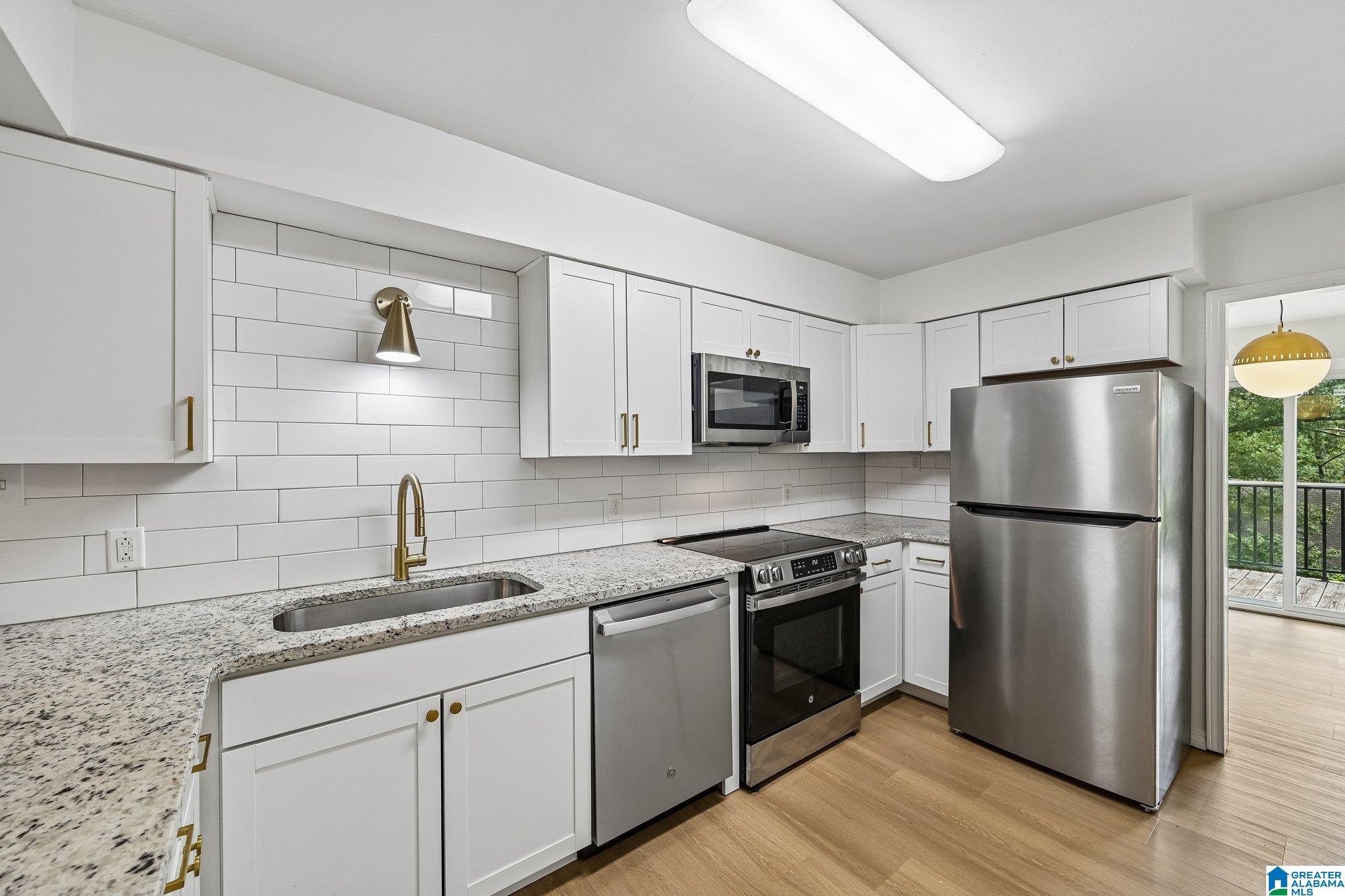118 CAMBRIAN WAY 118