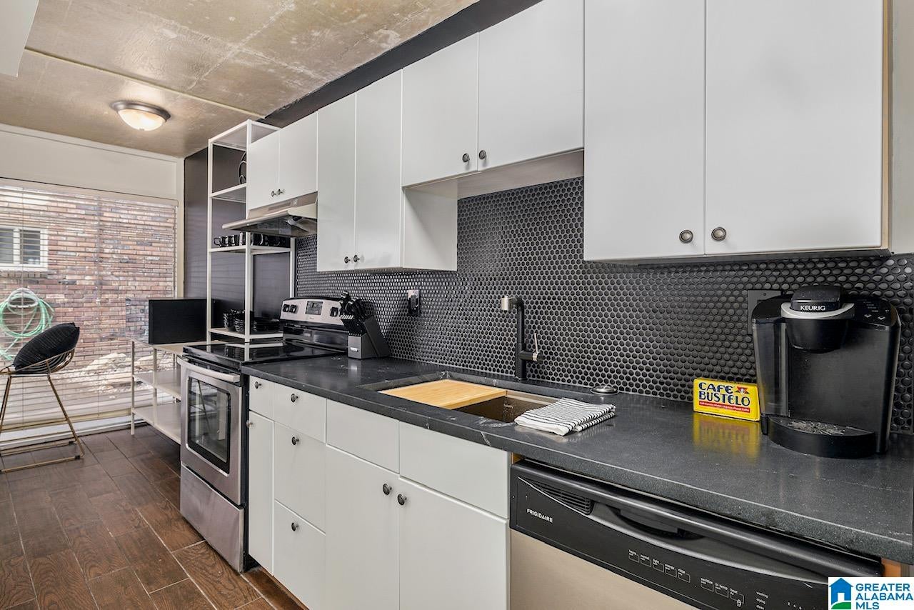 2990 RHODES CIRCLE S 108