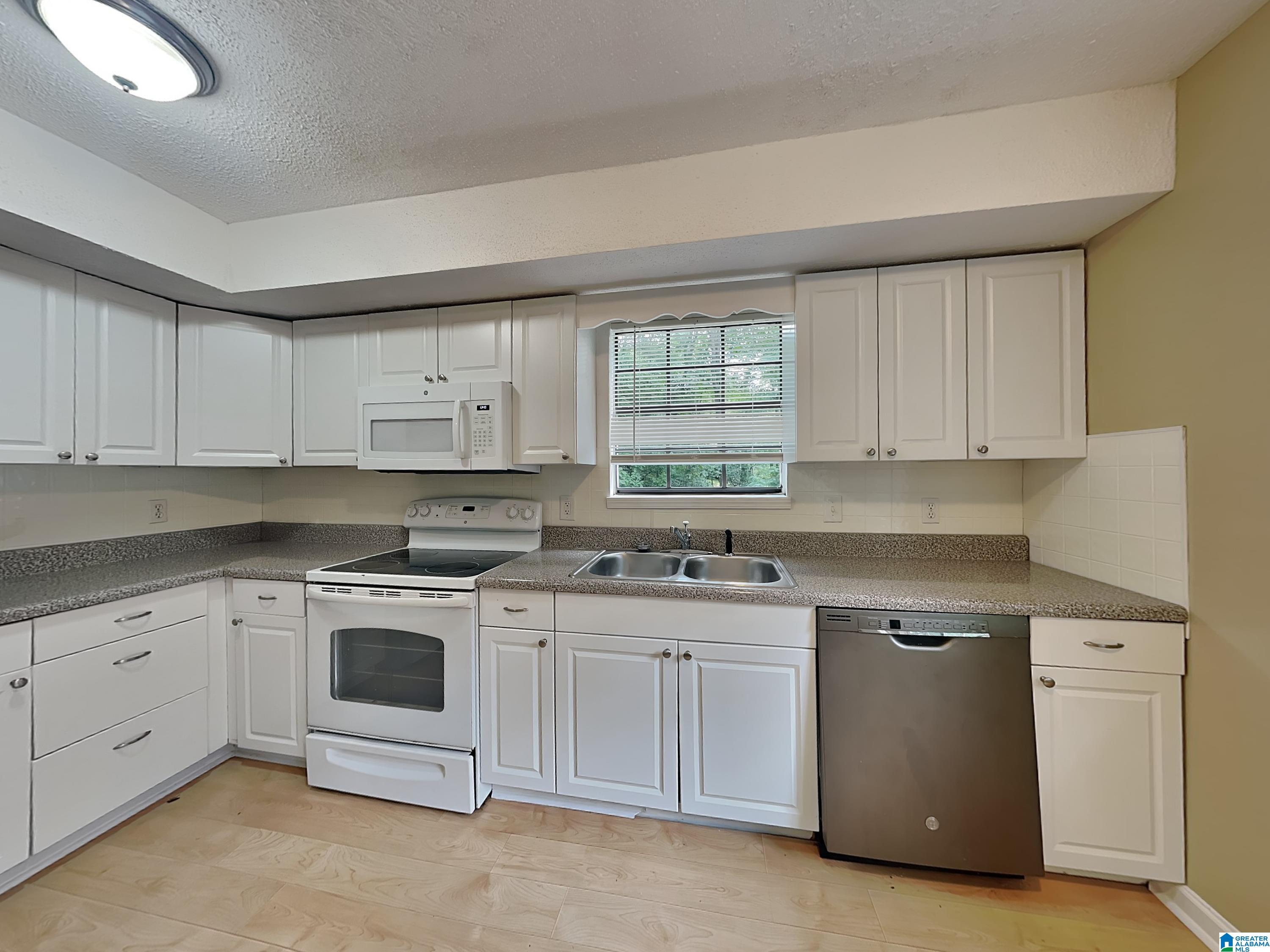 1713 6TH PLACE CIRCLE NW