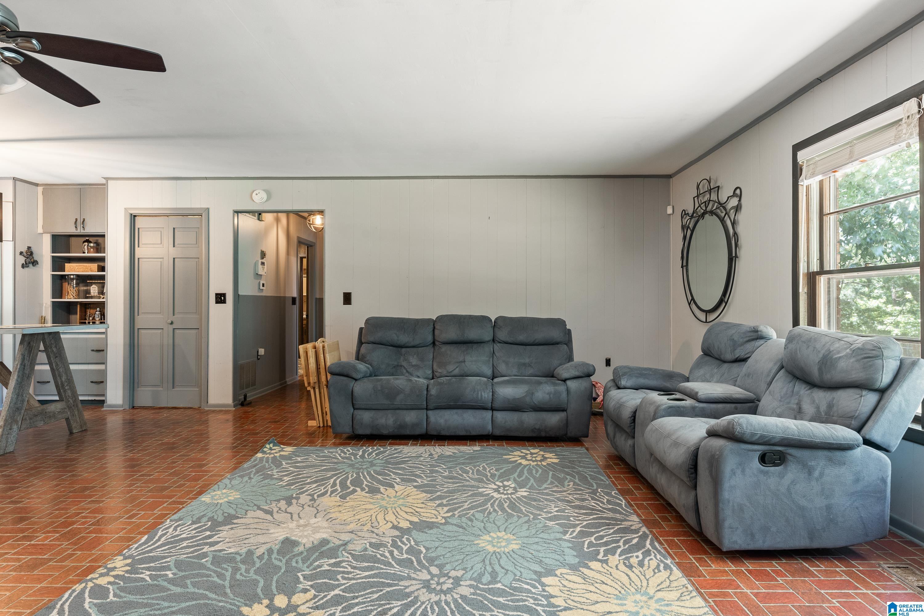 7339 MORRIS LANE