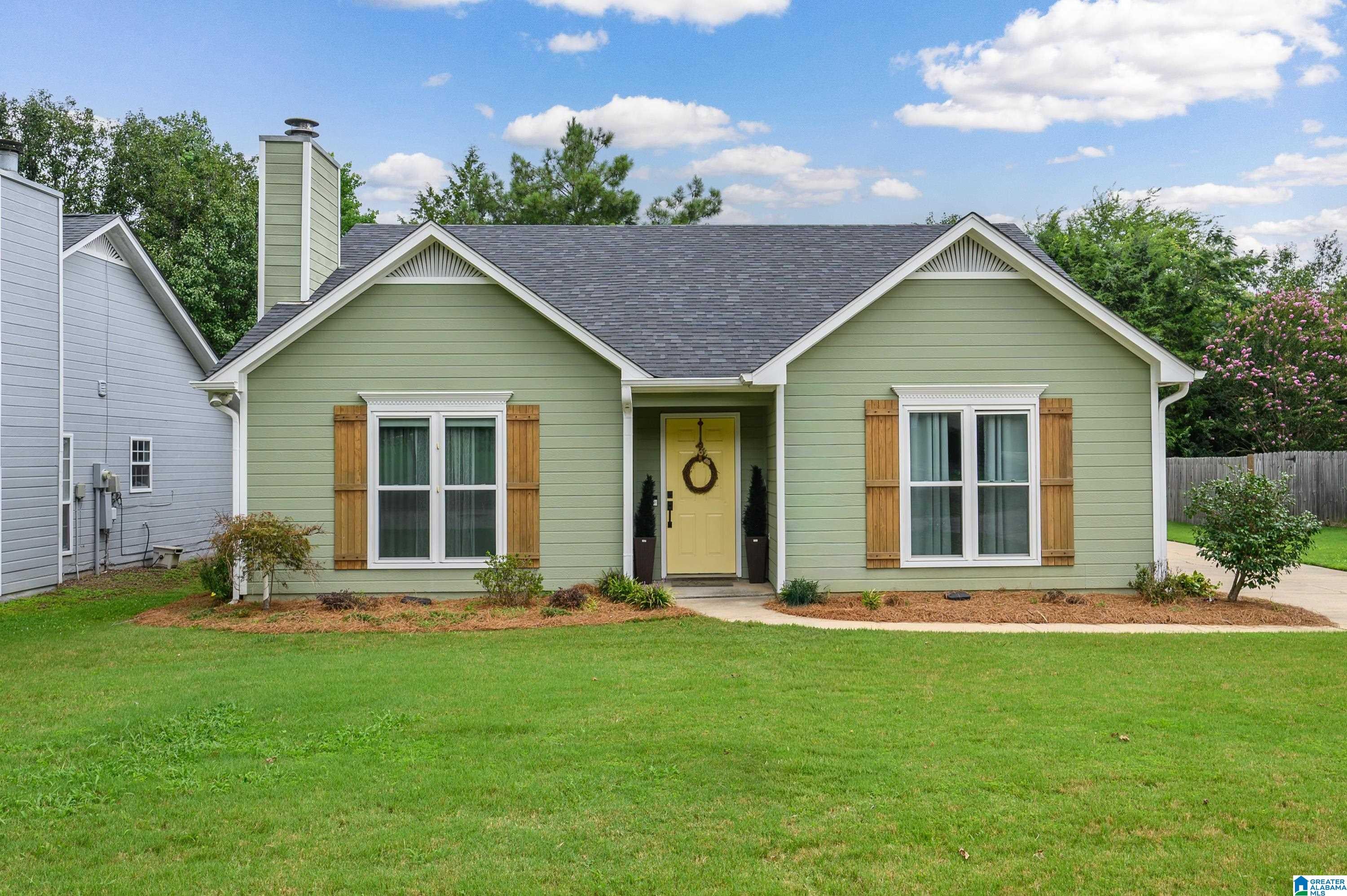 Photo 1 of 49 — 6059 RUSSET MEADOWS DRIVE, HELENA, AL 35244