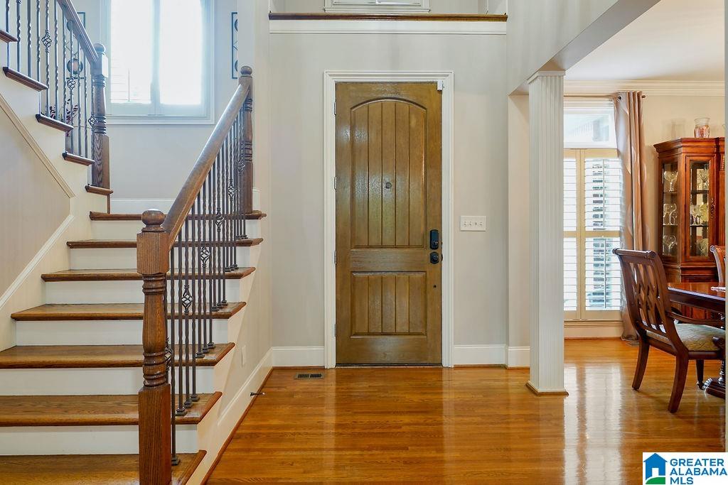 530 TIMBERLINE TRAIL