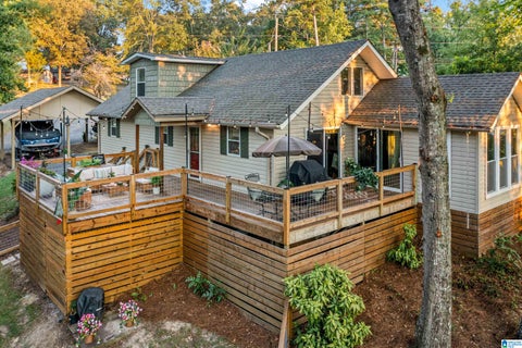 Photo of 110 Mohawk Trail, PELL CITY, AL 35128 (MLS # 21465397)