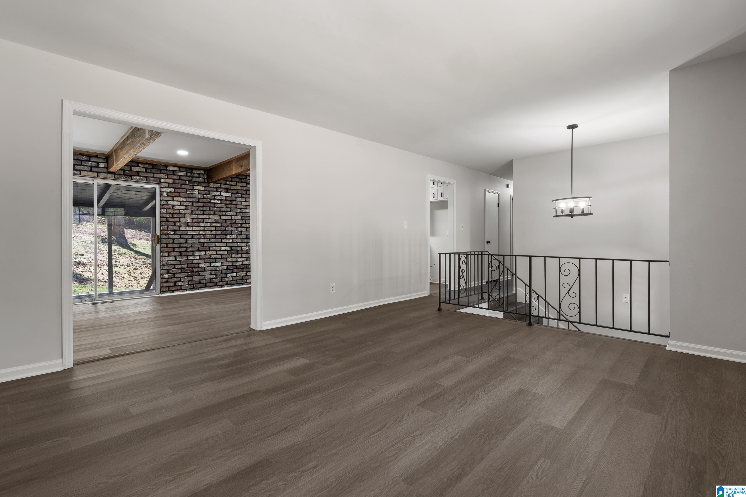 1317 W NAVAJO DRIVE
