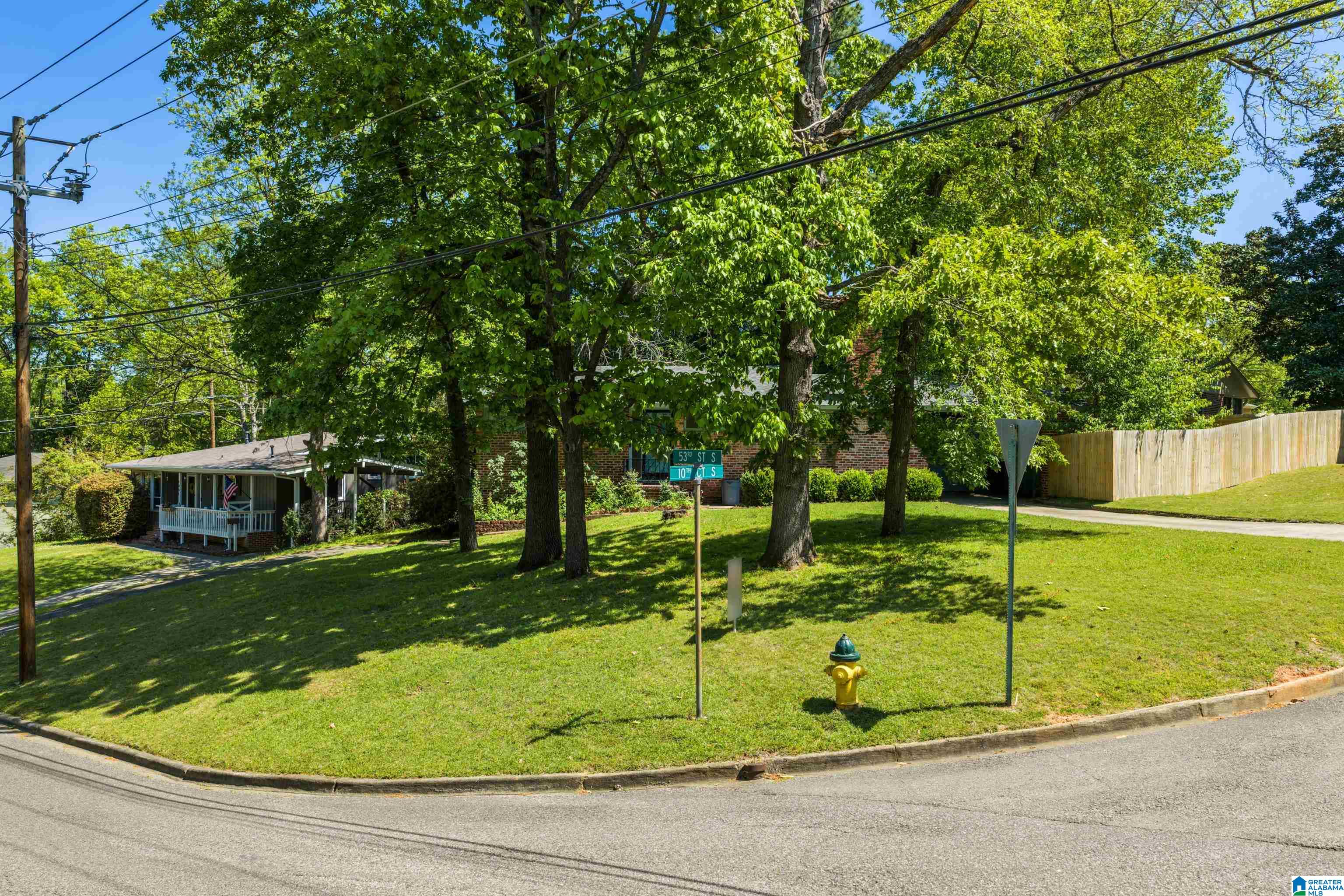 5300 10TH COURT S