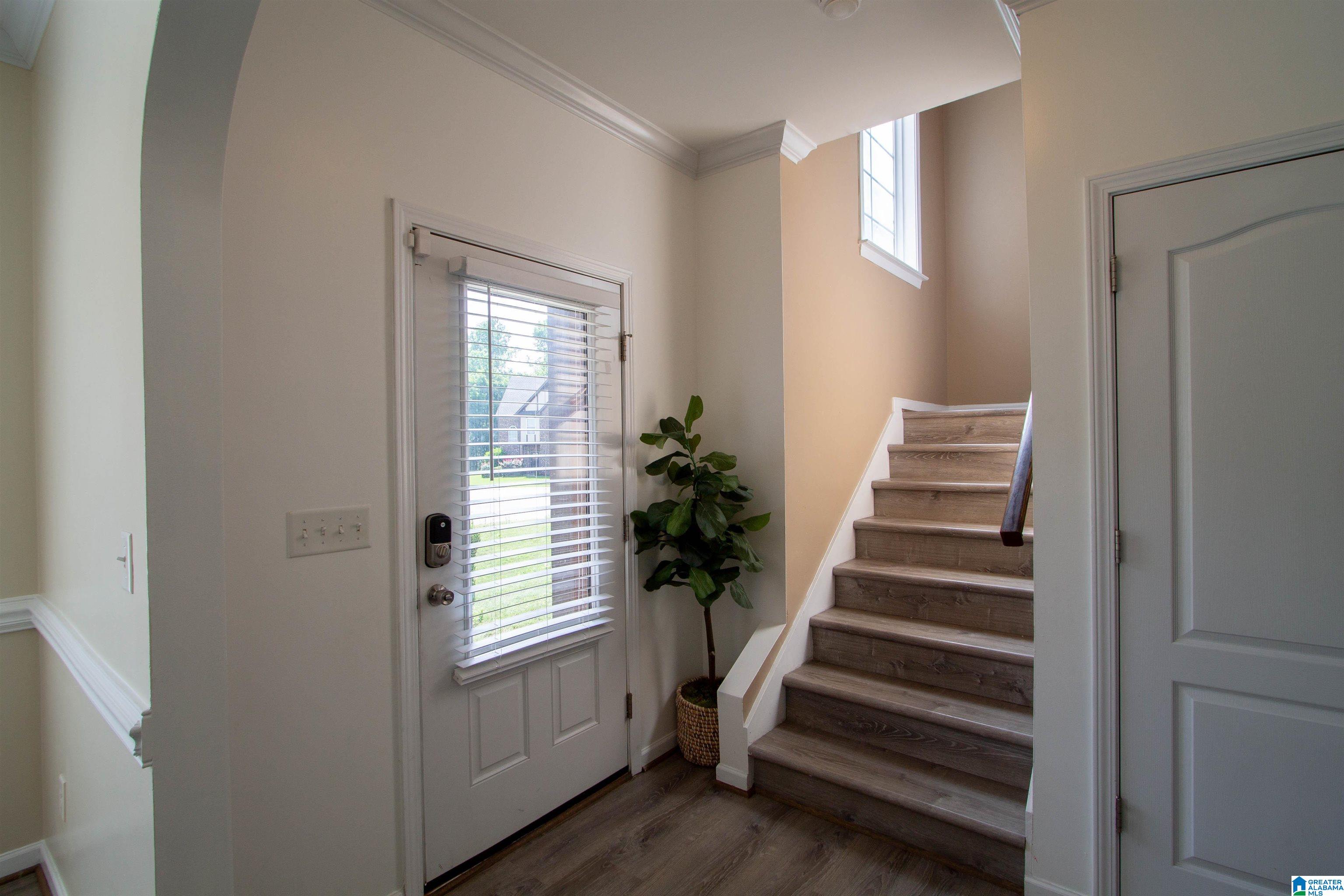 8077 LIZMORE LANE