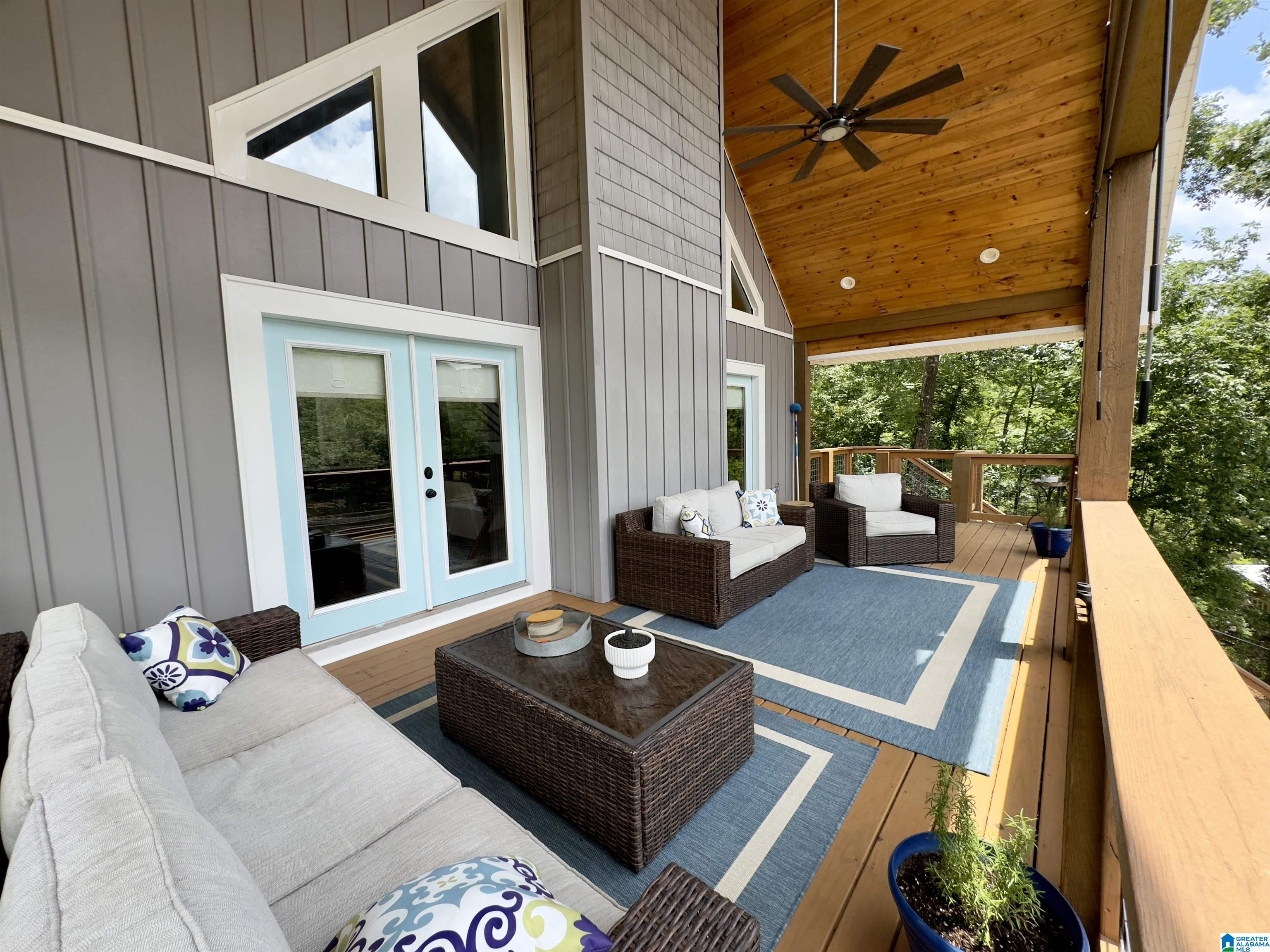 338 RIDGE LANE