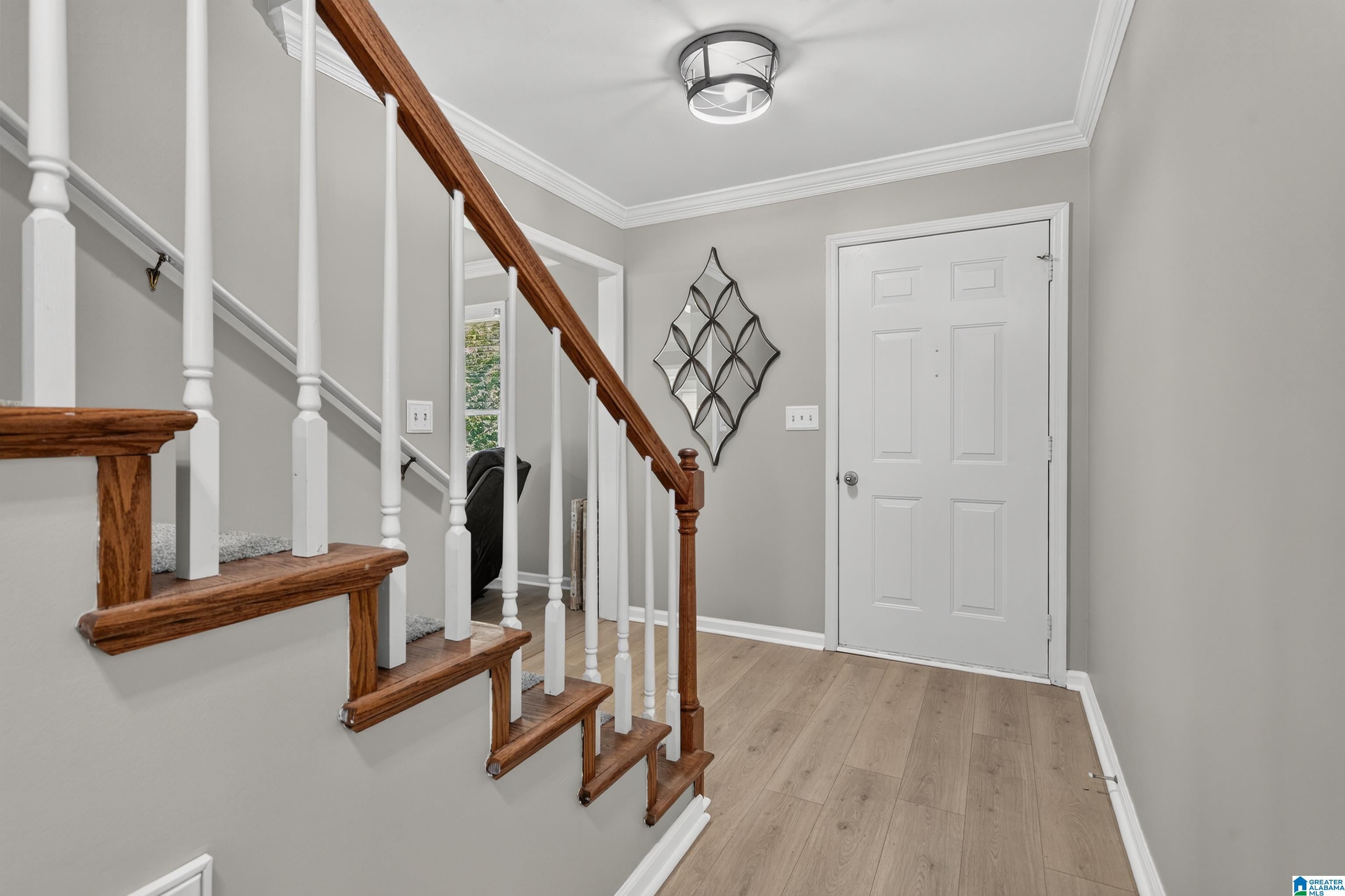905 PINEMEADOW DRIVE