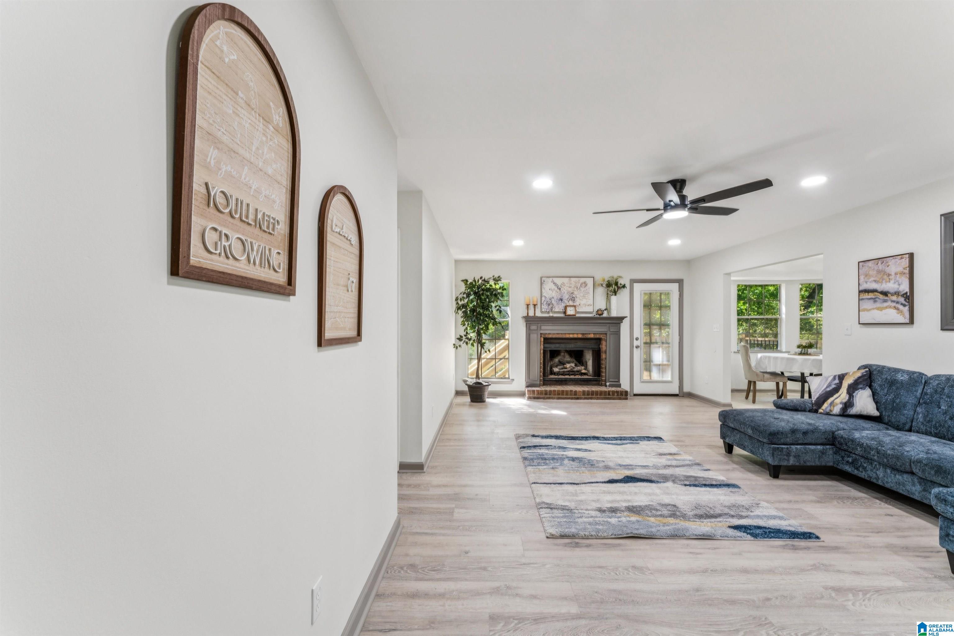 3384 CEDARBROOK CIRCLE